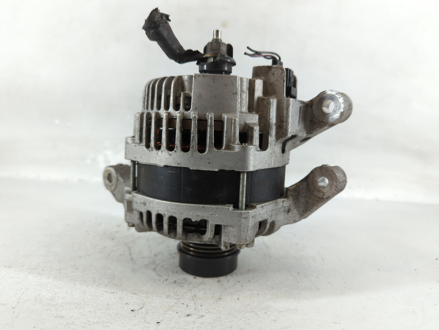 2013-2018 Ford Focus Alternator Replacement Generator Charging Assembly Engine OEM P/N:CJ5T-10300-CB Fits OEM Used Auto Parts - Oemusedautoparts1.com