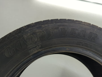 Used Tire P235/60R18 GOODYEAR ASSURANCE 103H - Tread Depth 6/32