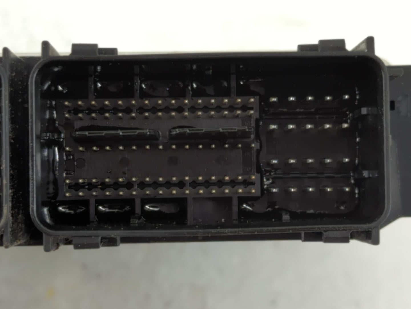 2013-2016 Ford Escape PCM Engine Control Computer ECU ECM PCU OEM P/N:DJ5A-12A650-BH CV6A-12B684-CA Fits Fits 2013 2014 2015 2016 OEM Used Auto Parts - Oemusedautoparts1.com