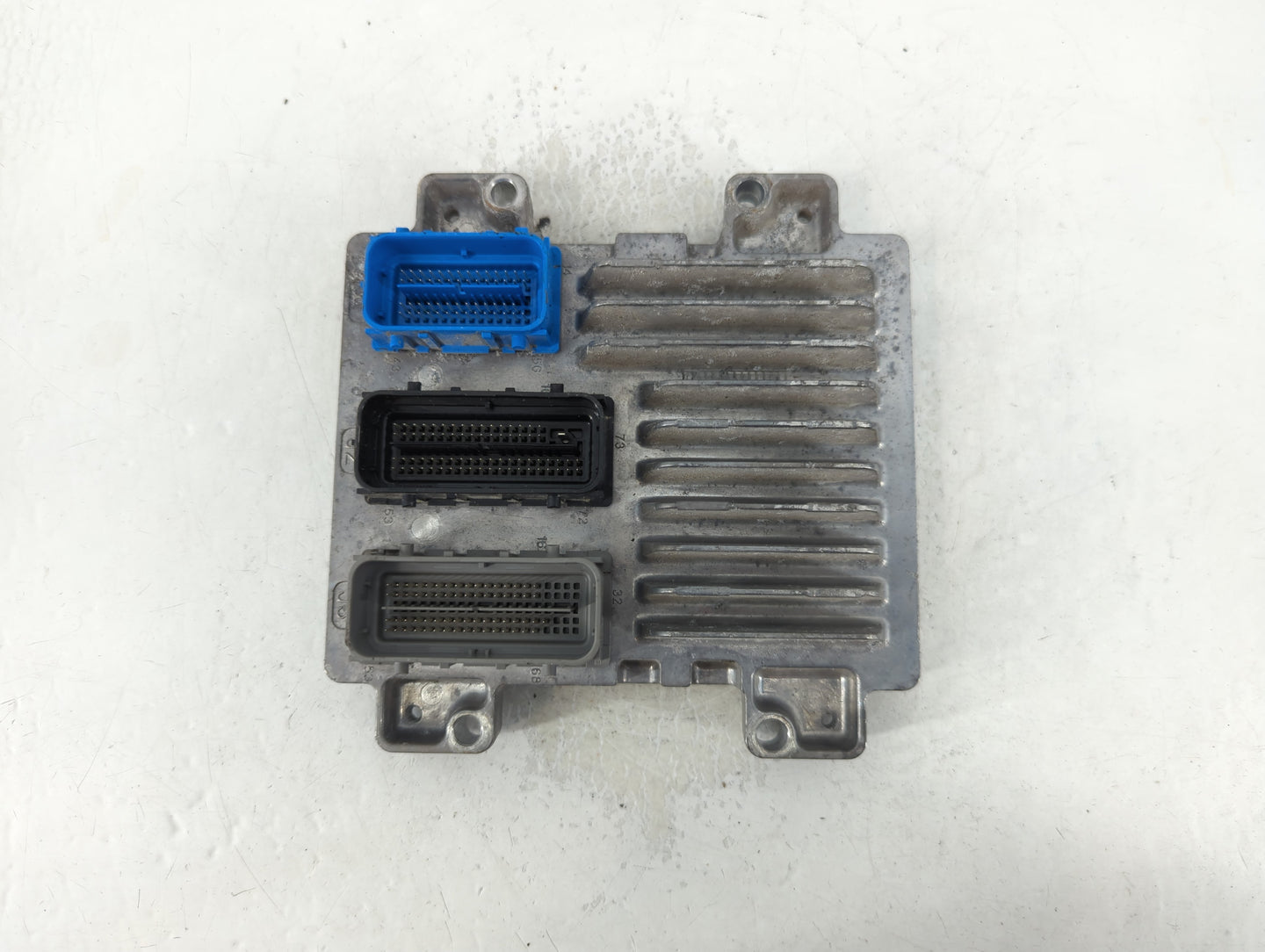 2017-2021 Buick Encore PCM Engine Control Computer ECU ECM PCU OEM P/N:12685776 Fits Fits 2017 2018 2019 2020 2021 OEM Used Auto Parts - Oemusedautoparts1.com