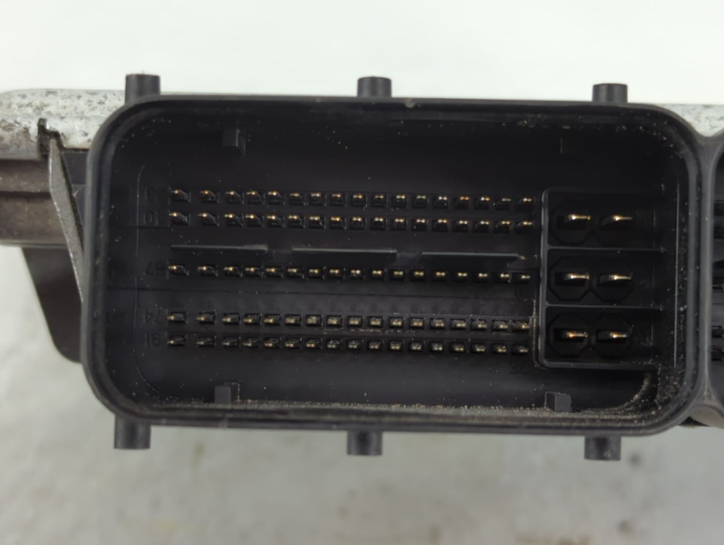 2011-2014 Hyundai Sonata PCM Engine Control Computer ECU ECM PCU OEM P/N:39111-2G672 39101-2G672 Fits Fits 2011 2012 2013 2014 OEM Used Auto Parts - Oemusedautoparts1.com