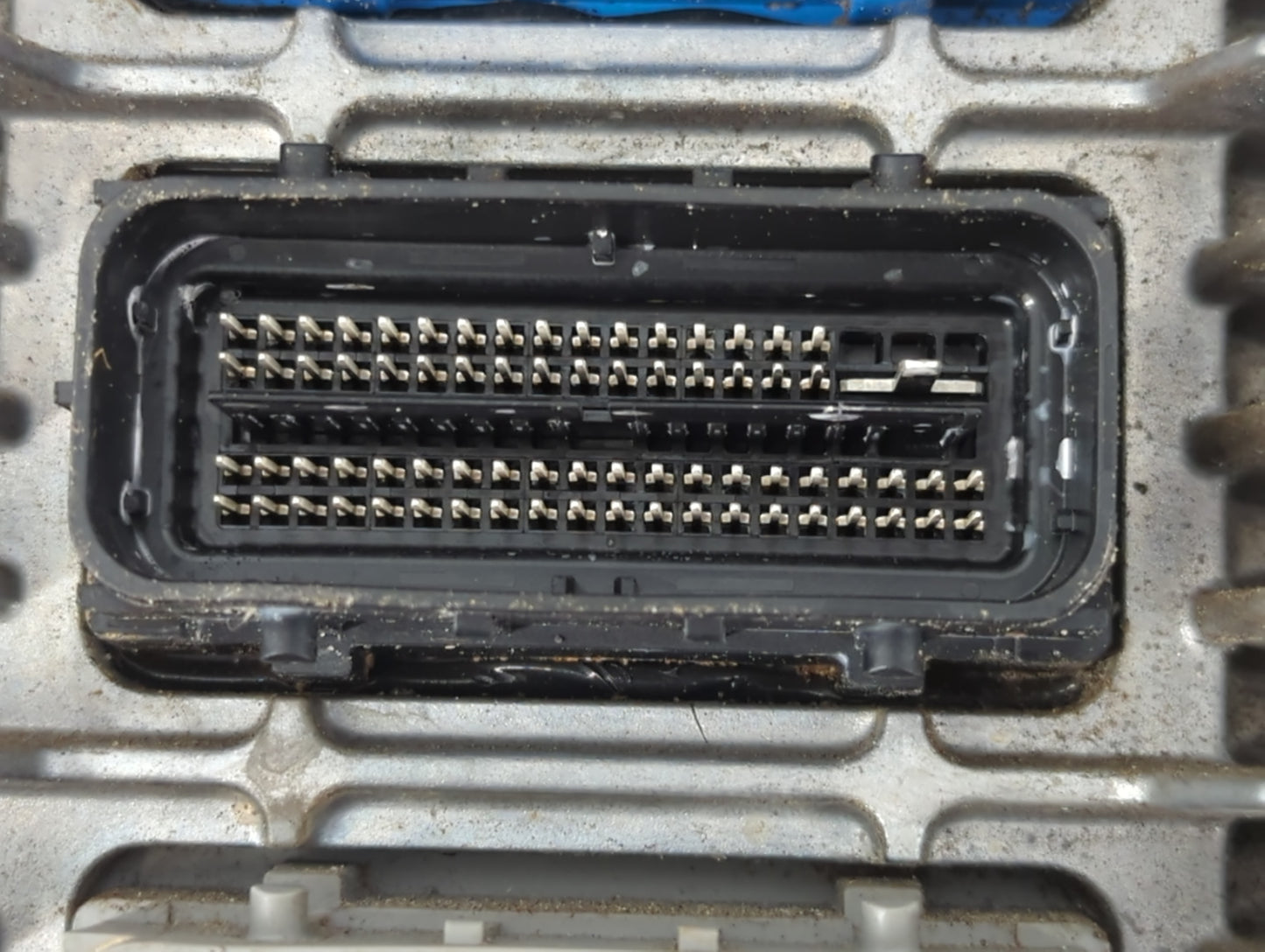 2013-2016 Buick Enclave PCM Engine Control Computer ECU ECM PCU OEM P/N:12666658 Fits Fits 2013 2014 2015 2016 OEM Used Auto Parts - Oemusedautoparts1.com