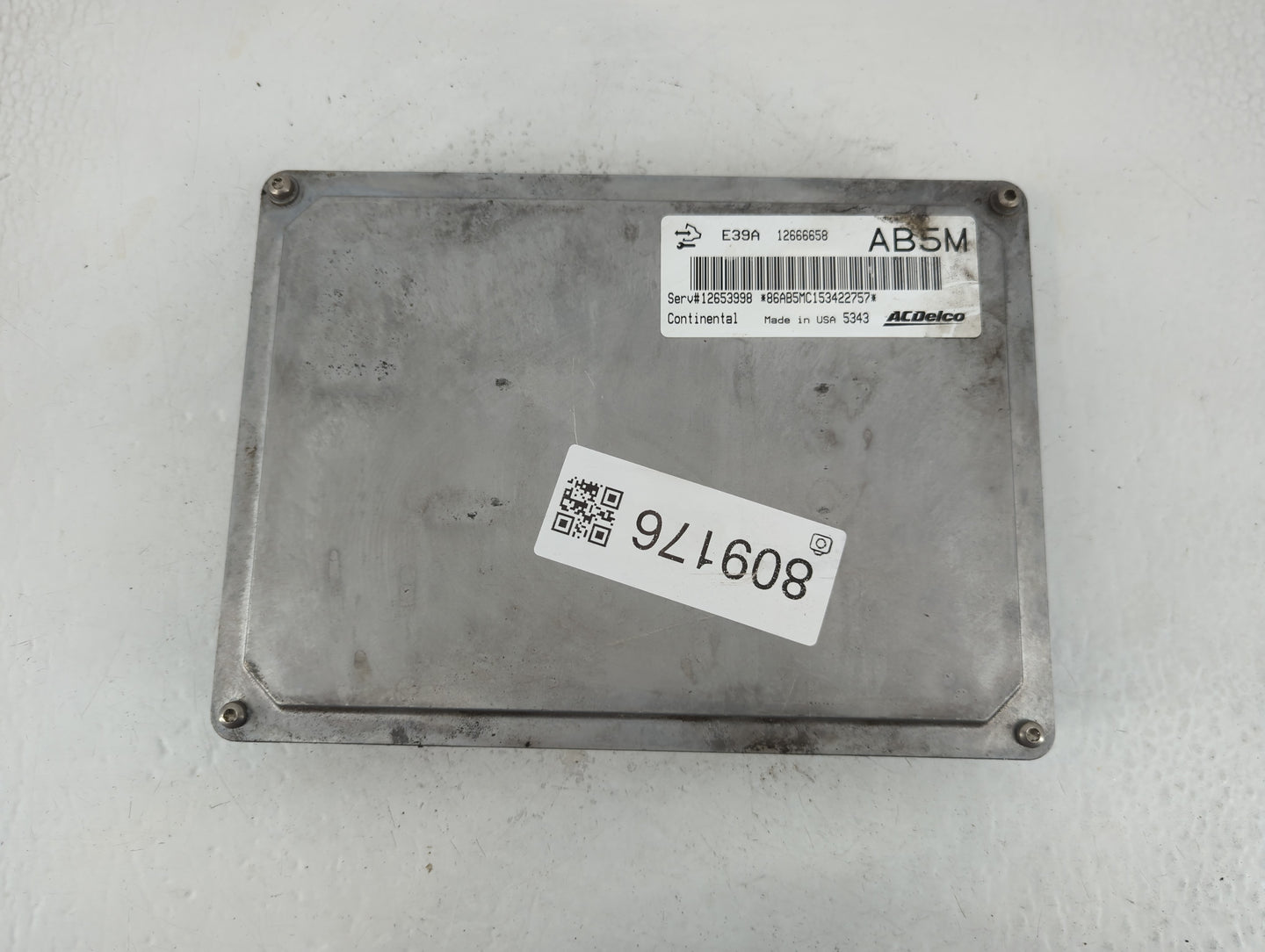 2013-2016 Buick Enclave PCM Engine Control Computer ECU ECM PCU OEM P/N:12666658 Fits Fits 2013 2014 2015 2016 OEM Used Auto Parts - Oemusedautoparts1.com