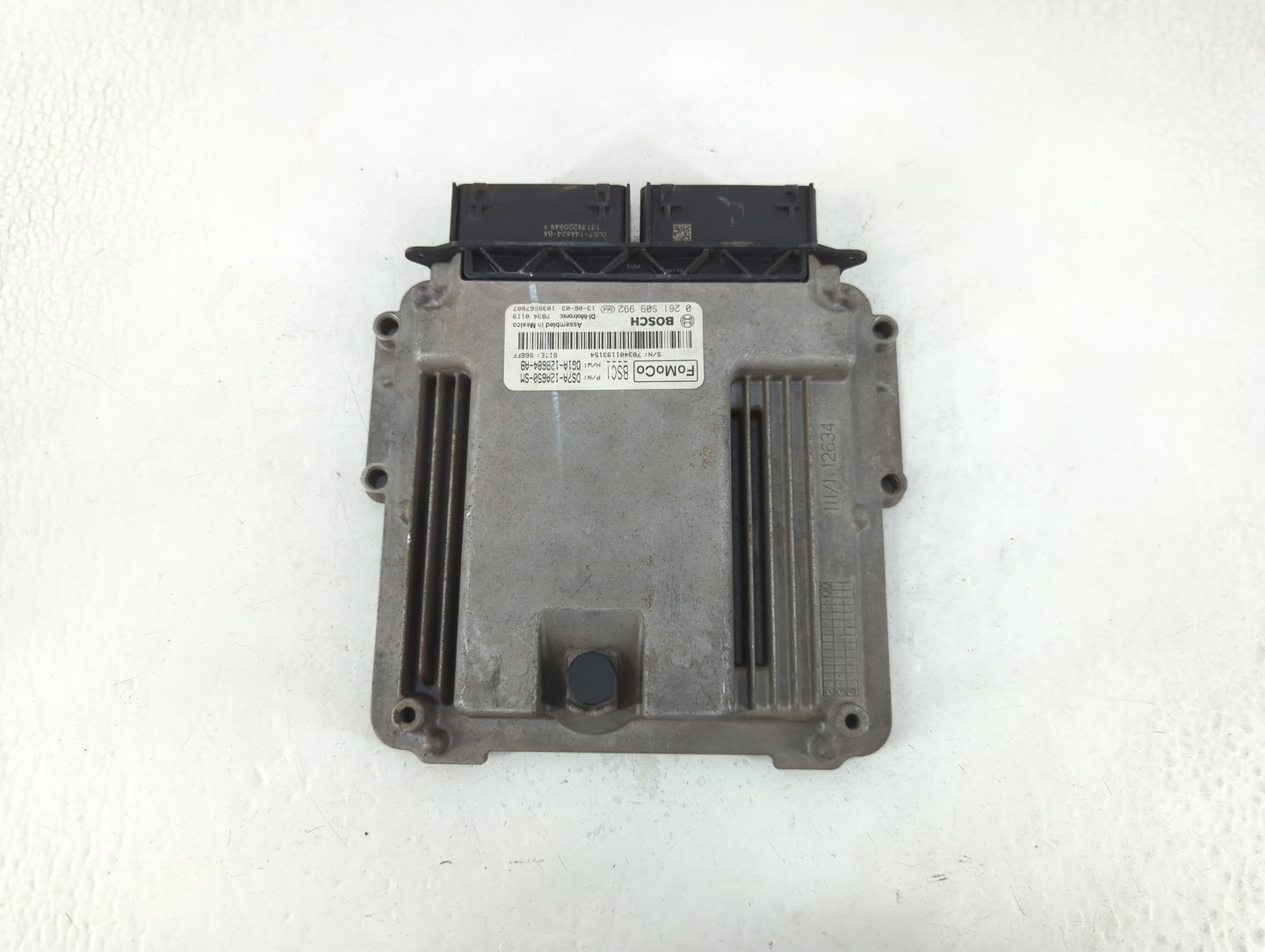 2013 Ford Fusion PCM Engine Control Computer ECU ECM PCU OEM P/N:DG1A-12B684-AB DS7A-12A650-SM, 0 261 S09 054, DS7A-12A650-SJ Fits OEM Used Auto Parts - Oemusedautoparts1.com