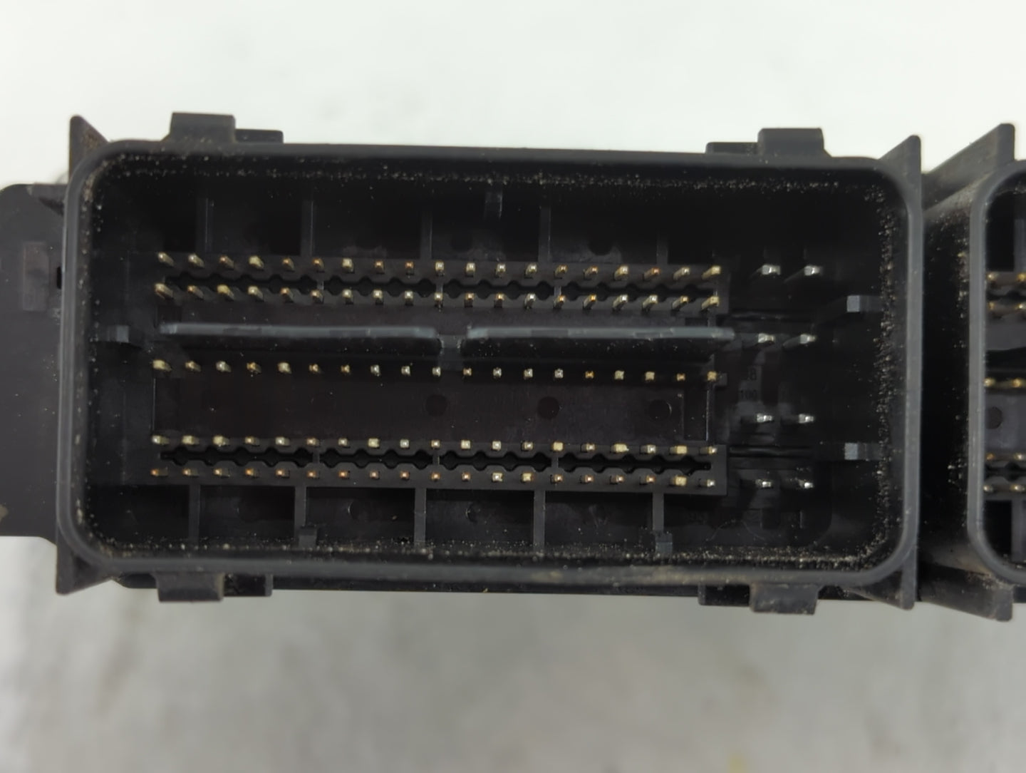 2013 Ford Fusion PCM Engine Control Computer ECU ECM PCU OEM P/N:DG1A-12B684-AB DS7A-12A650-SM, 0 261 S09 054, DS7A-12A650-SJ Fits OEM Used Auto Parts - Oemusedautoparts1.com