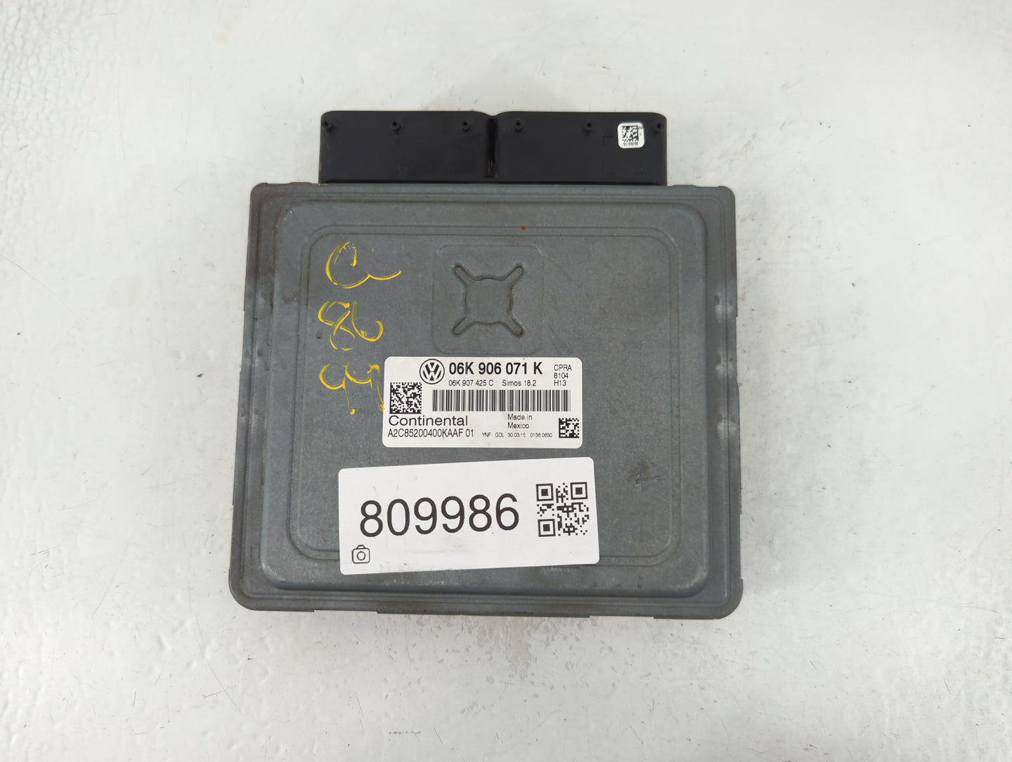 2015 Volkswagen Passat PCM Engine Control Computer ECU ECM PCU OEM P/N:06K 907 425 C 06K 906 071 K Fits OEM Used Auto Parts - Oemusedautoparts1.com