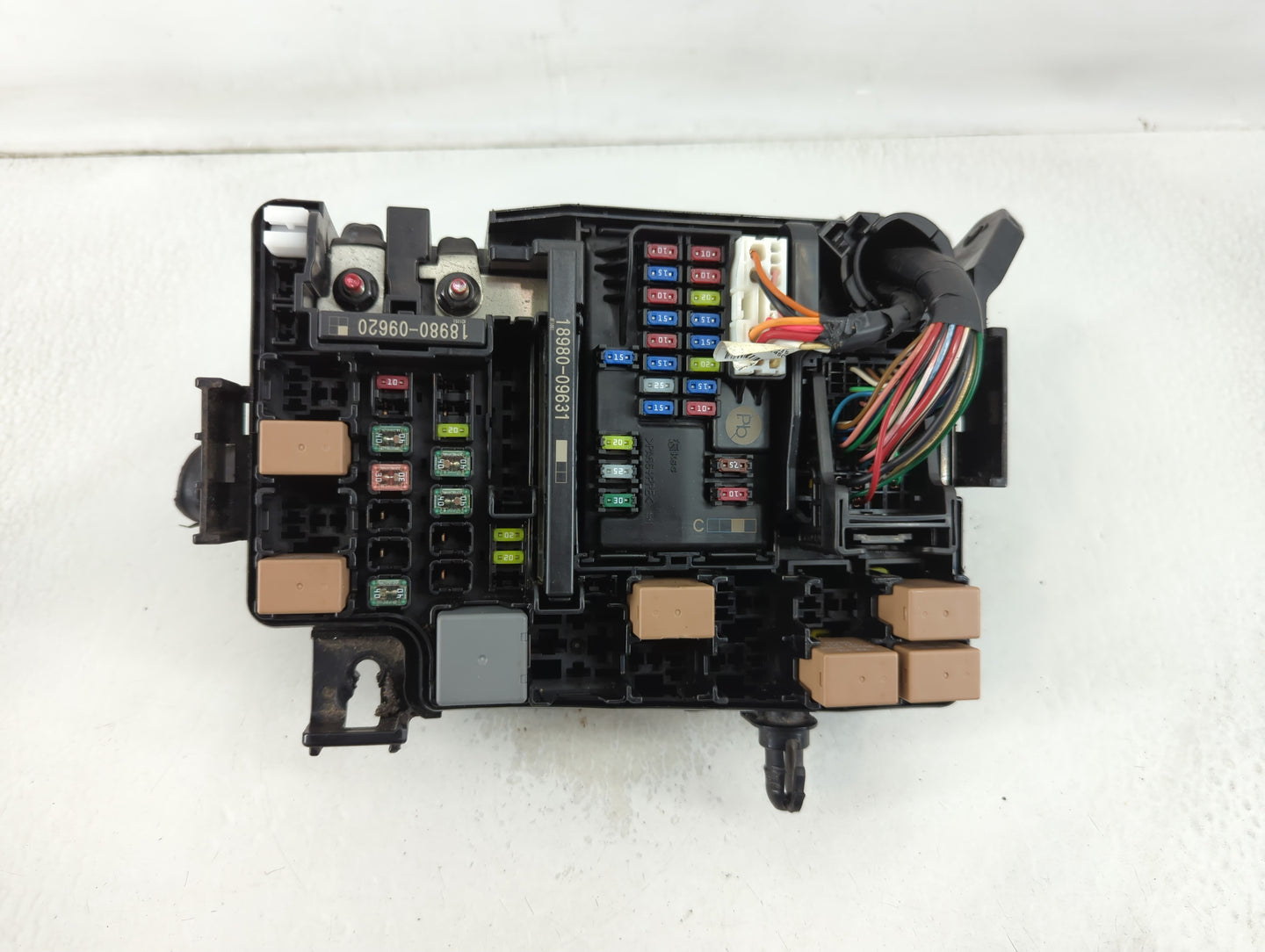 2018 Hyundai Elantra Fusebox Fuse Box Panel Relay Module P/N:91950-G3820 Fits OEM Used Auto Parts - Oemusedautoparts1.com