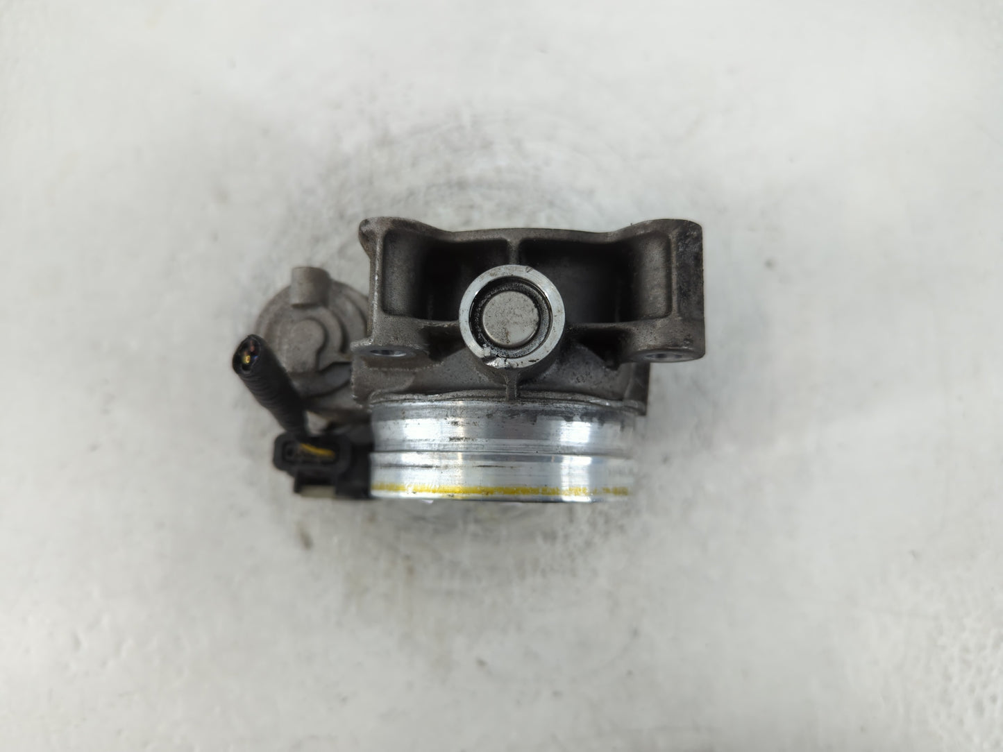 2013-2018 Cadillac Ats Throttle Body P/N:12627067DA Fits Fits 2013 2014 2015 2016 2017 2018 2019 2020 2021 OEM Used Auto Parts - Oemusedautoparts1.com