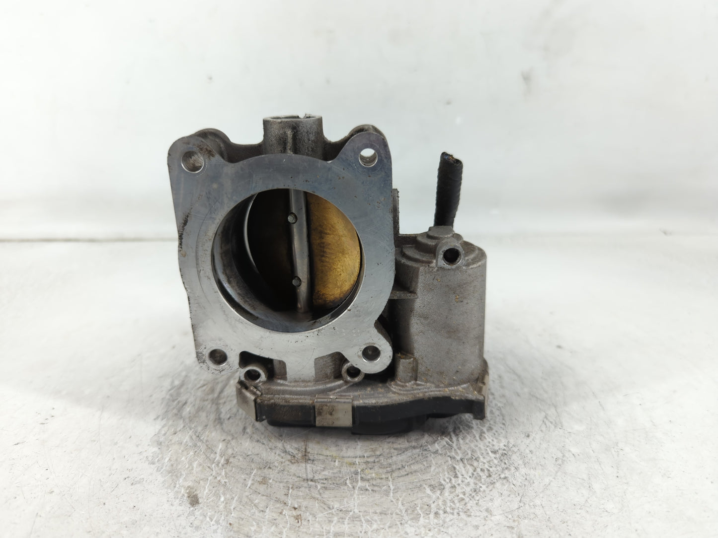 2013-2018 Cadillac Ats Throttle Body P/N:12627067DA Fits Fits 2013 2014 2015 2016 2017 2018 2019 2020 2021 OEM Used Auto Parts - Oemusedautoparts1.com