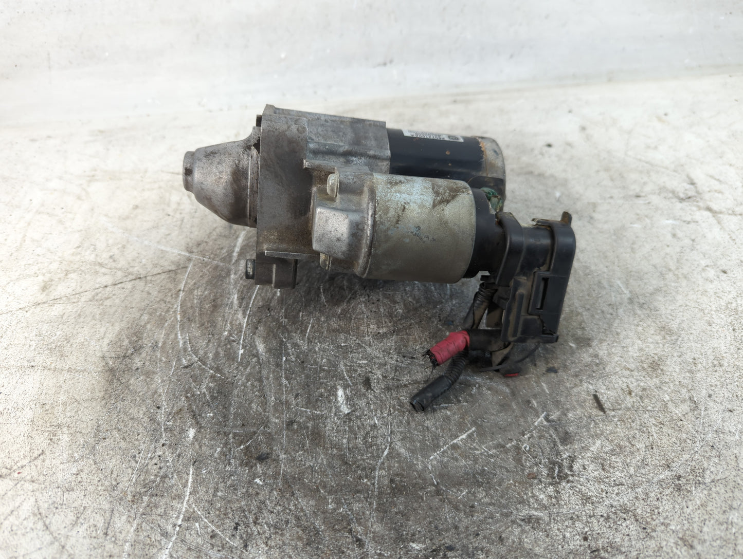 2012-2017 Fiat 500 Car Starter Motor Solenoid OEM P/N:M000T33871ZC 53100008 Fits Fits 2012 2013 2014 2015 2016 2017 OEM Used Auto Parts - Oemusedautoparts1.com