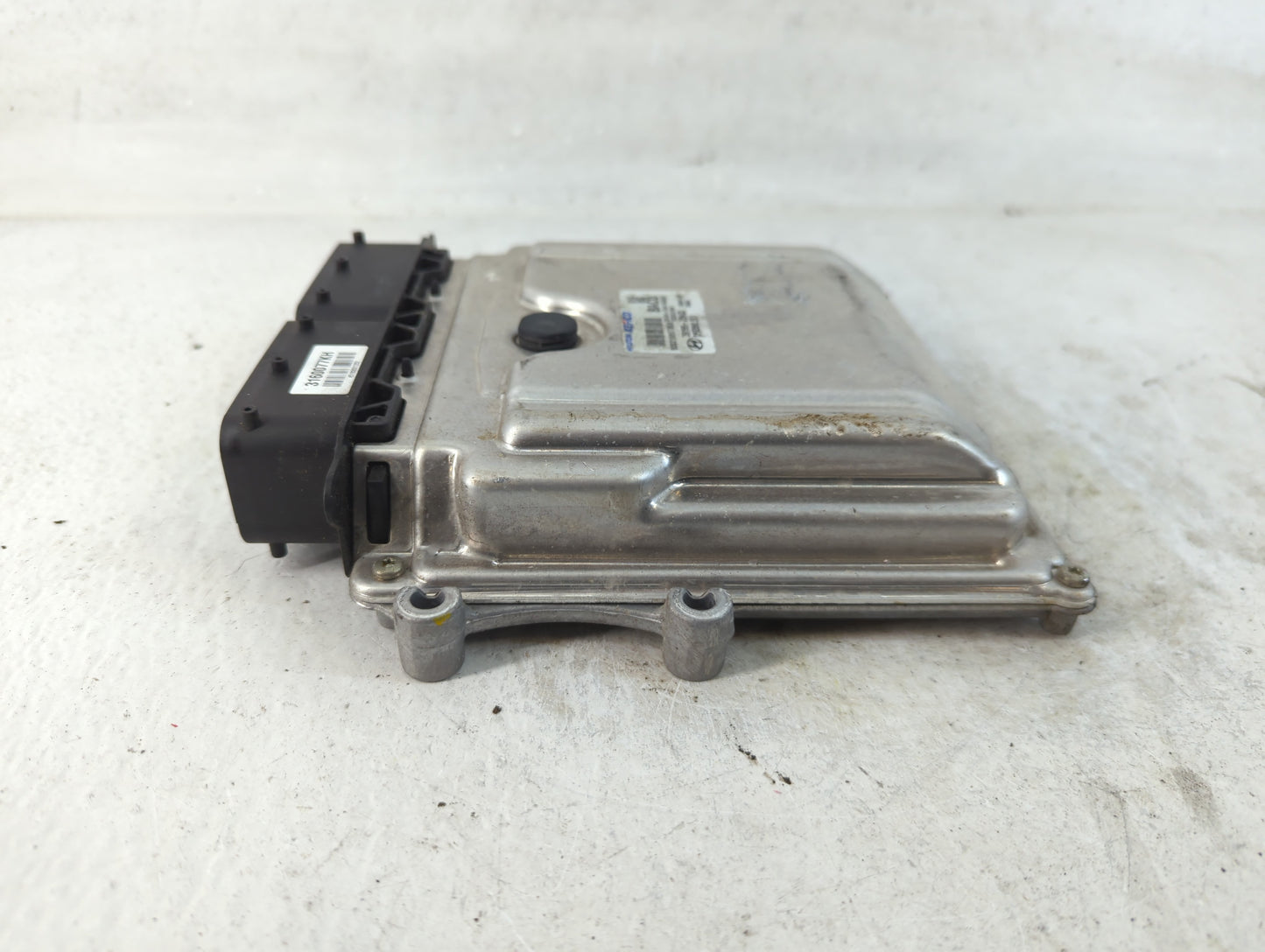 2018-2019 Kia Rio PCM Engine Control Computer ECU ECM PCU OEM P/N:39199-2BAC0 Fits Fits 2018 2019 OEM Used Auto Parts - Oemusedautoparts1.com