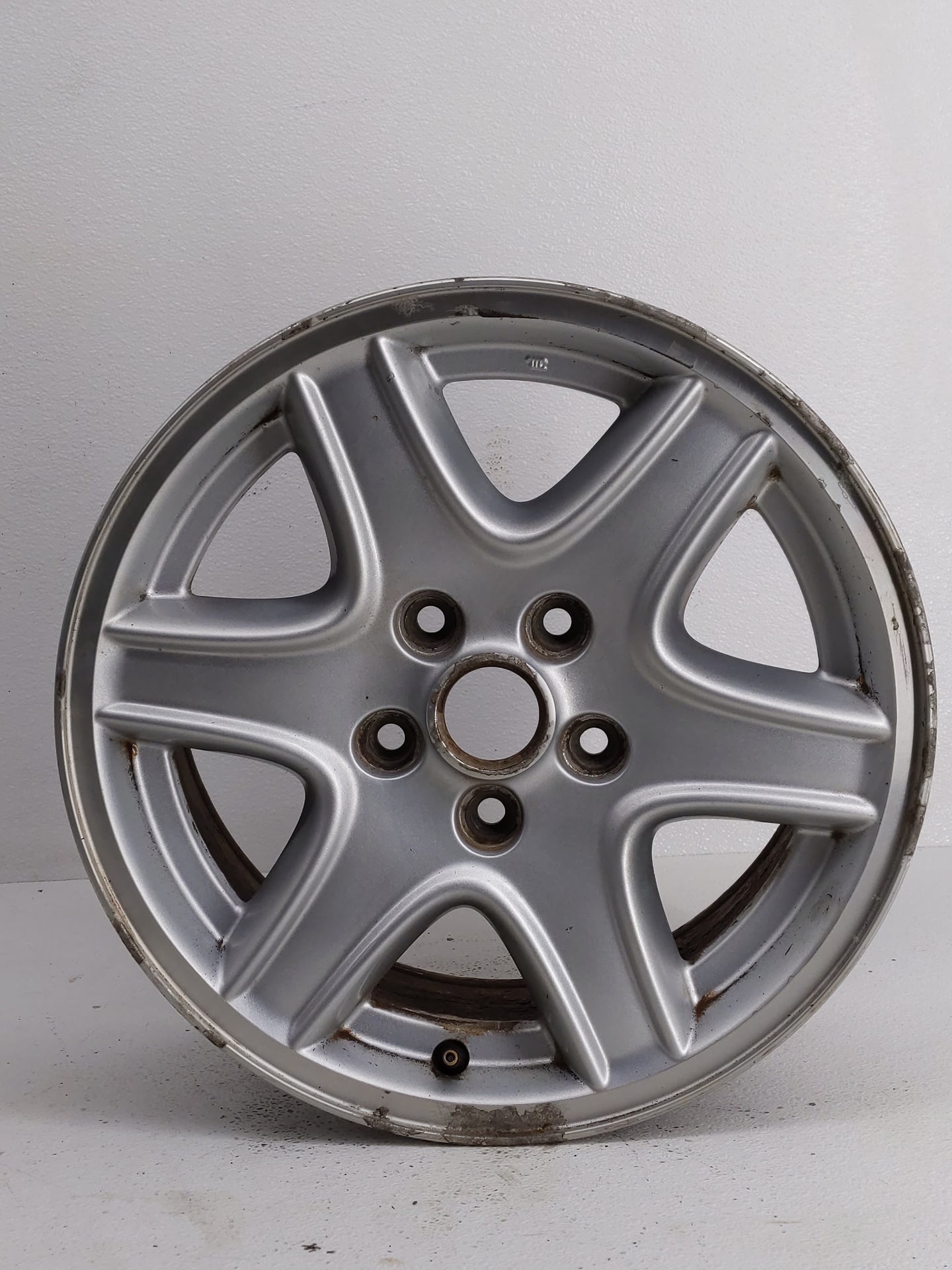 2003-2007 Jeep Liberty Oem Wheel Rim - Oemusedautoparts1.com