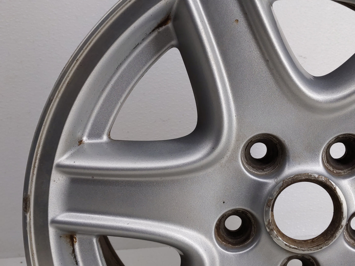 2003-2007 Jeep Liberty Oem Wheel Rim - Oemusedautoparts1.com