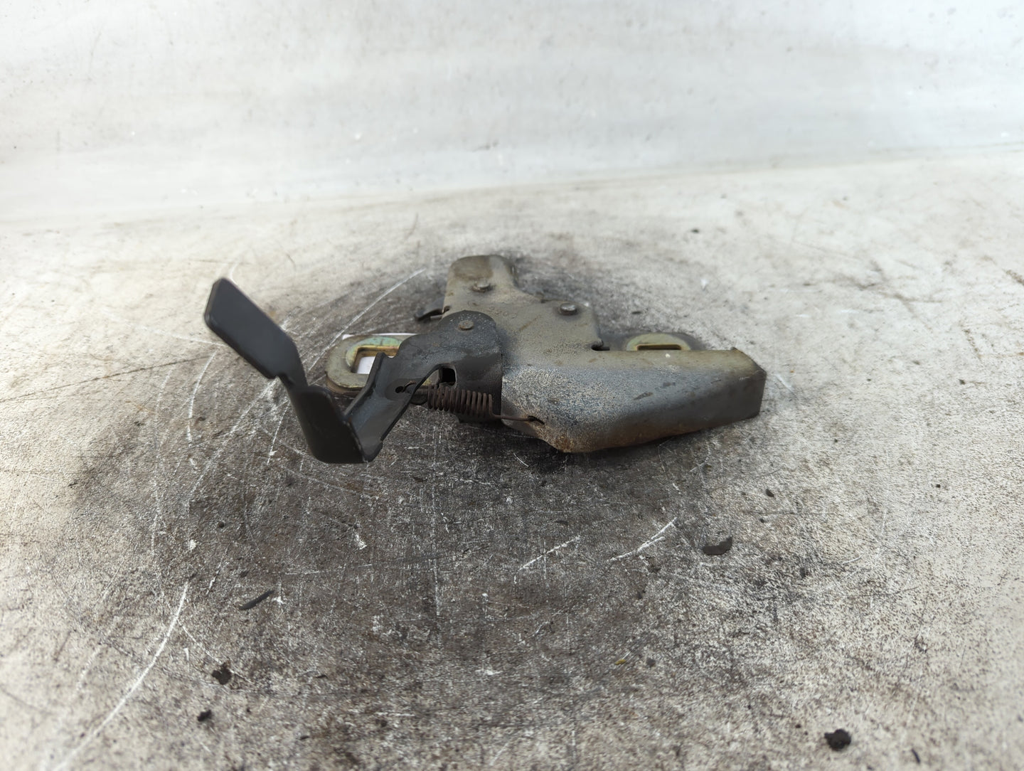 1996 Ford F-150 Hood Latch Assembly - Oemusedautoparts1.com