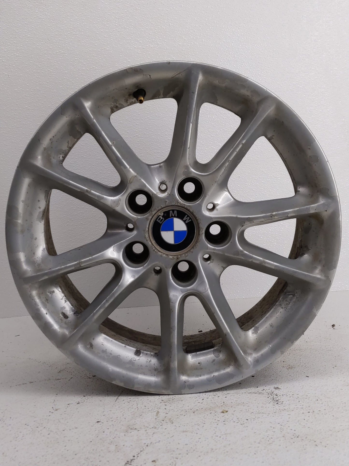 2001-2003 Bmw 525i Oem Wheel Rim - Oemusedautoparts1.com