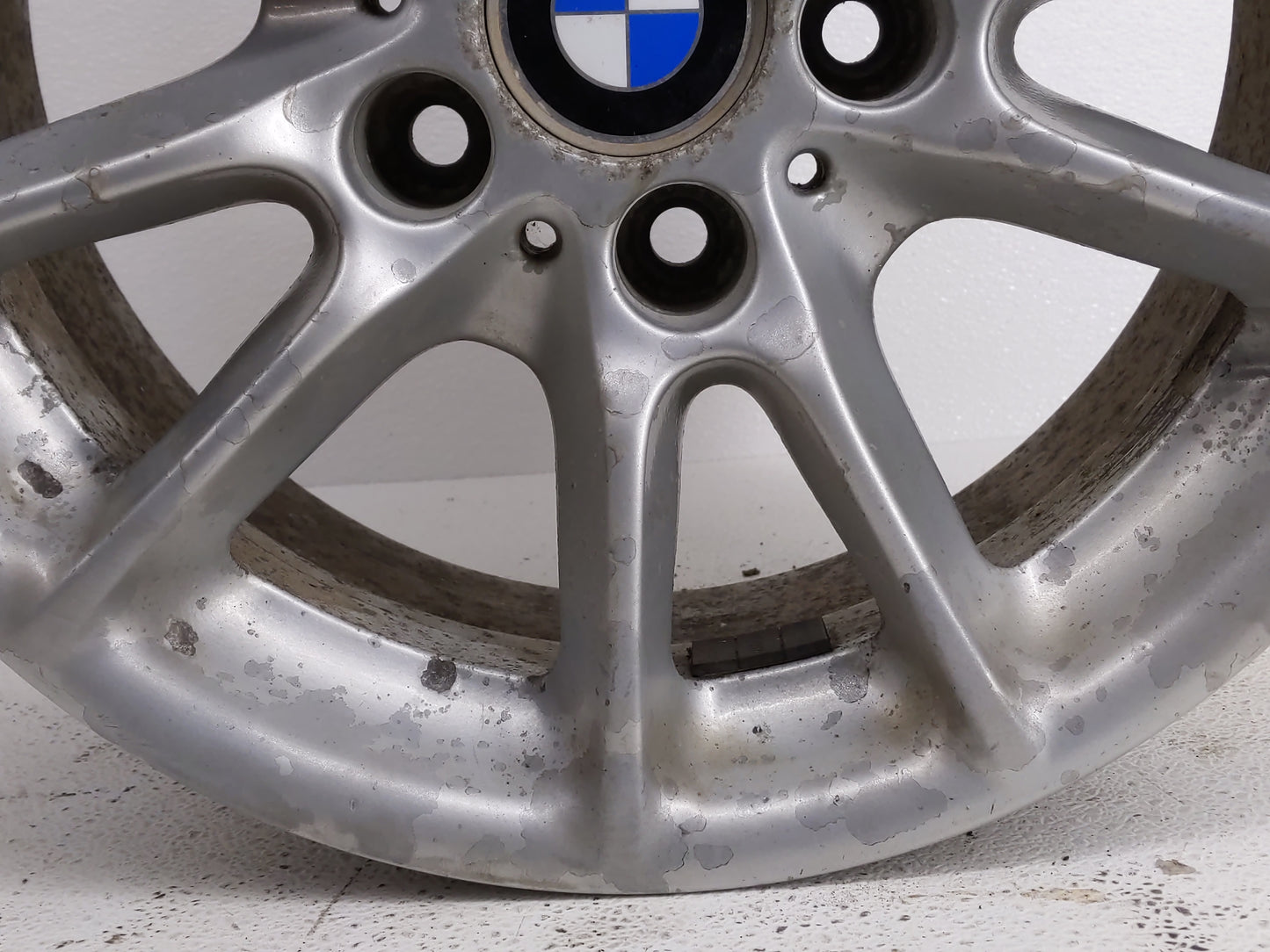 2001-2003 Bmw 525i Oem Wheel Rim - Oemusedautoparts1.com