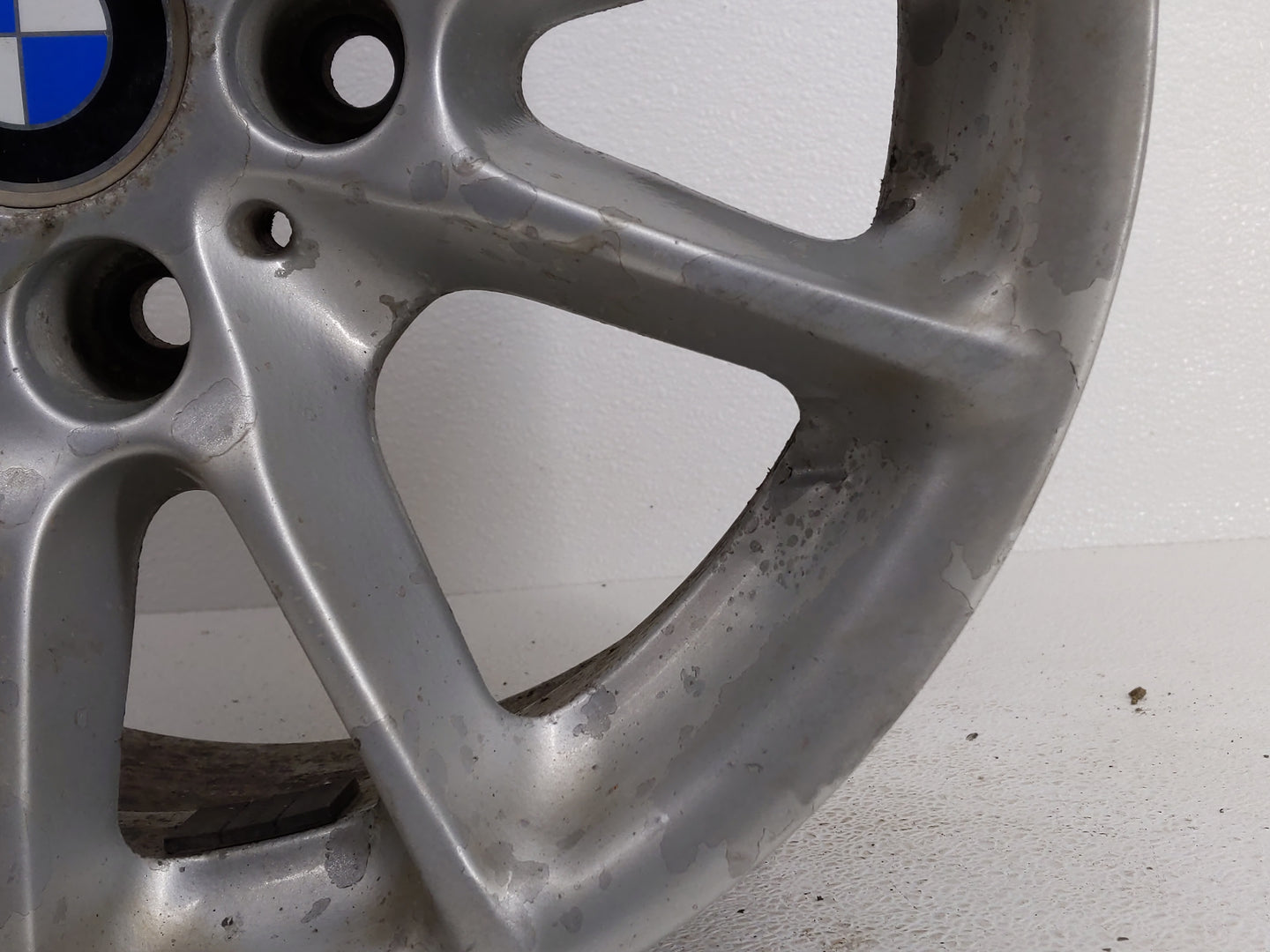 2001-2003 Bmw 525i Oem Wheel Rim - Oemusedautoparts1.com