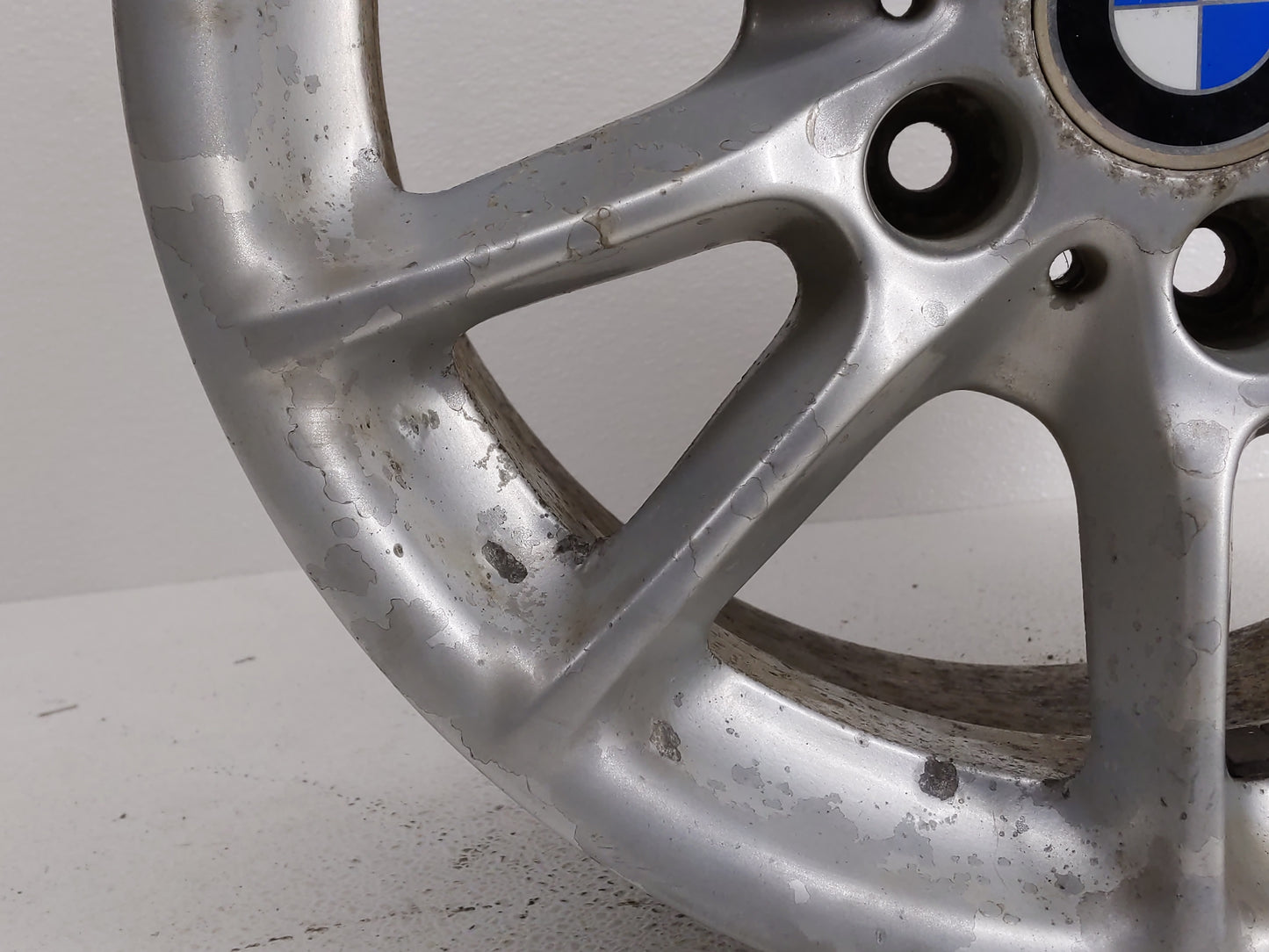 2001-2003 Bmw 525i Oem Wheel Rim - Oemusedautoparts1.com