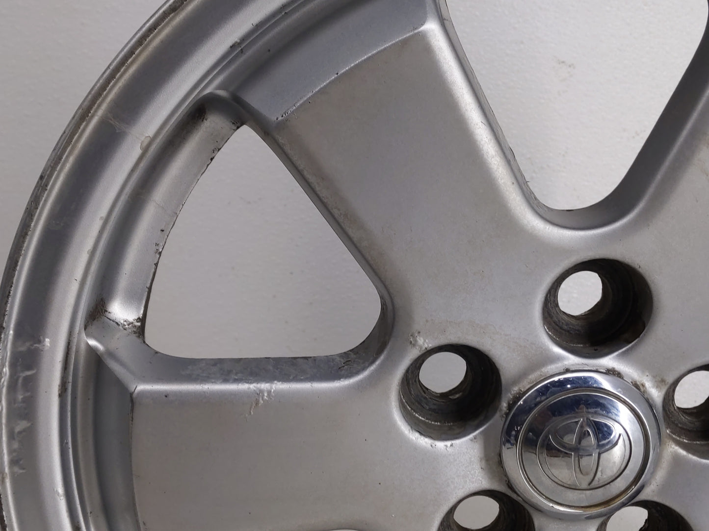 2004-2009 Toyota Prius Oem Wheel Rim - Oemusedautoparts1.com