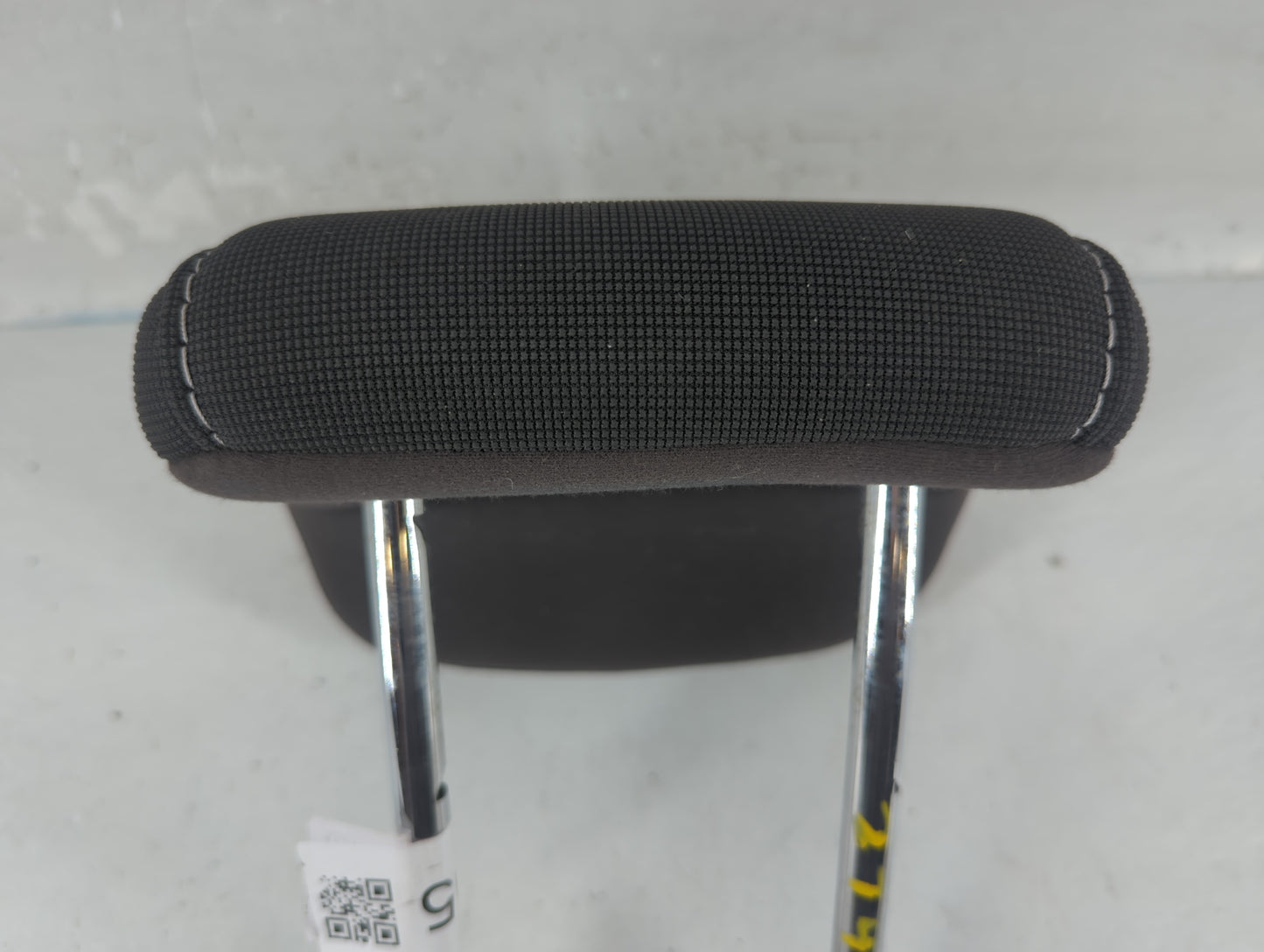 2016-2019 Ford Escape Headrest Head Rest Rear Center Seat Fits Fits 2016 2017 2018 2019 OEM Used Auto Parts - Oemusedautoparts1.com