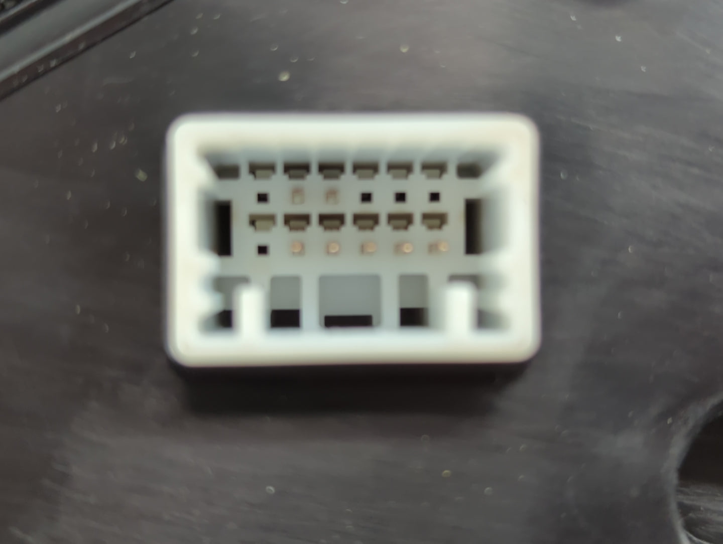 2021-2022 Hyundai Elantra Side Mirror Replacement Passenger Right View Door Mirror P/N:IIIE13049967 Fits Fits 2021 2022 OEM Used Auto Parts - Oemusedautoparts1.com