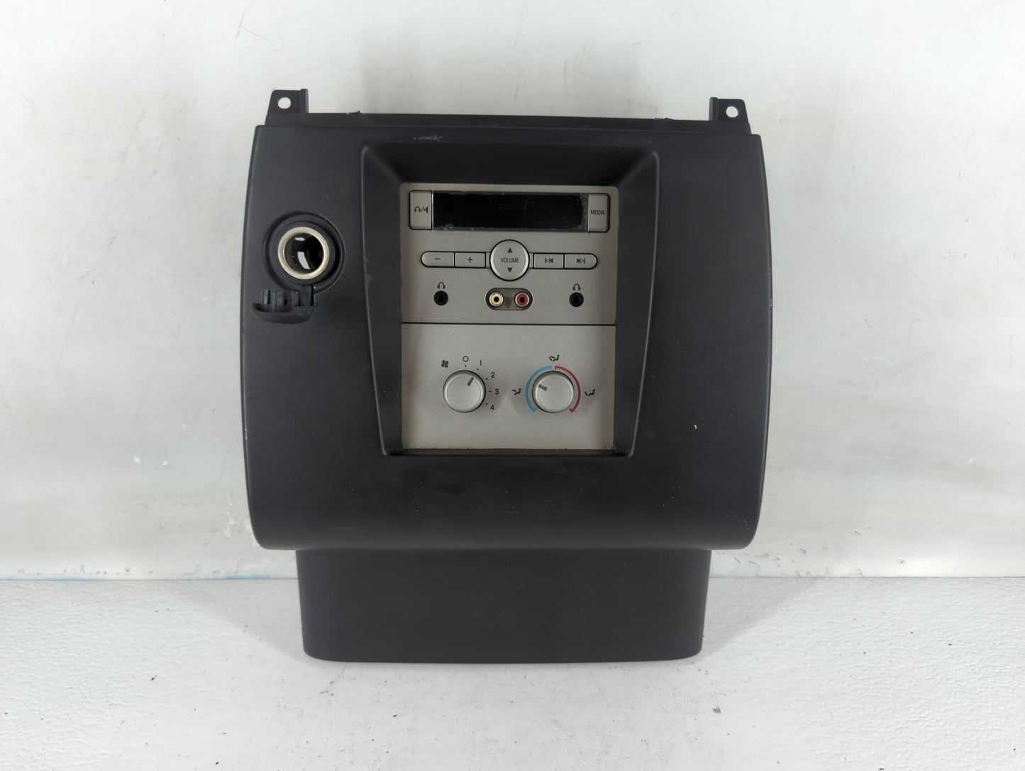 2007 Lincoln Navigator Climate Control Module Temperature AC/Heater Replacement P/N:7L7T-19A164-AB Fits OEM Used Auto Parts - Oemusedautoparts1.com