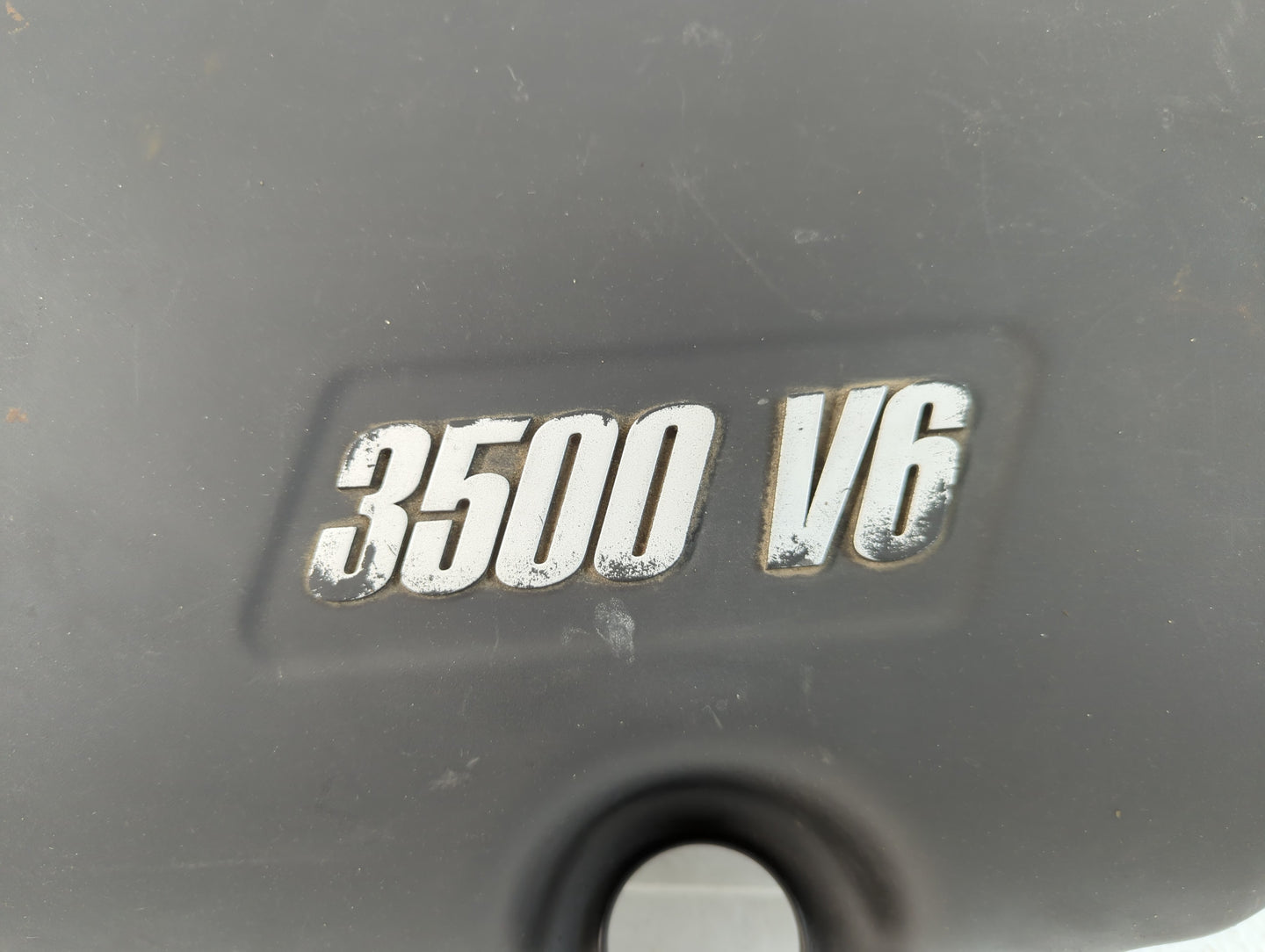 2007 Buick Rendezvous Engine Cover - Oemusedautoparts1.com