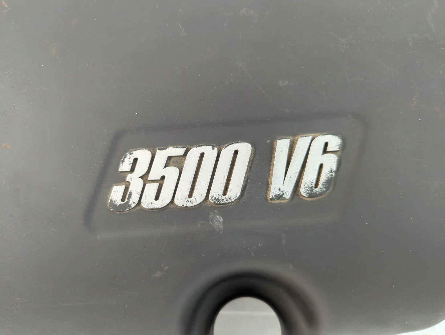 2007 Buick Rendezvous Engine Cover - Oemusedautoparts1.com