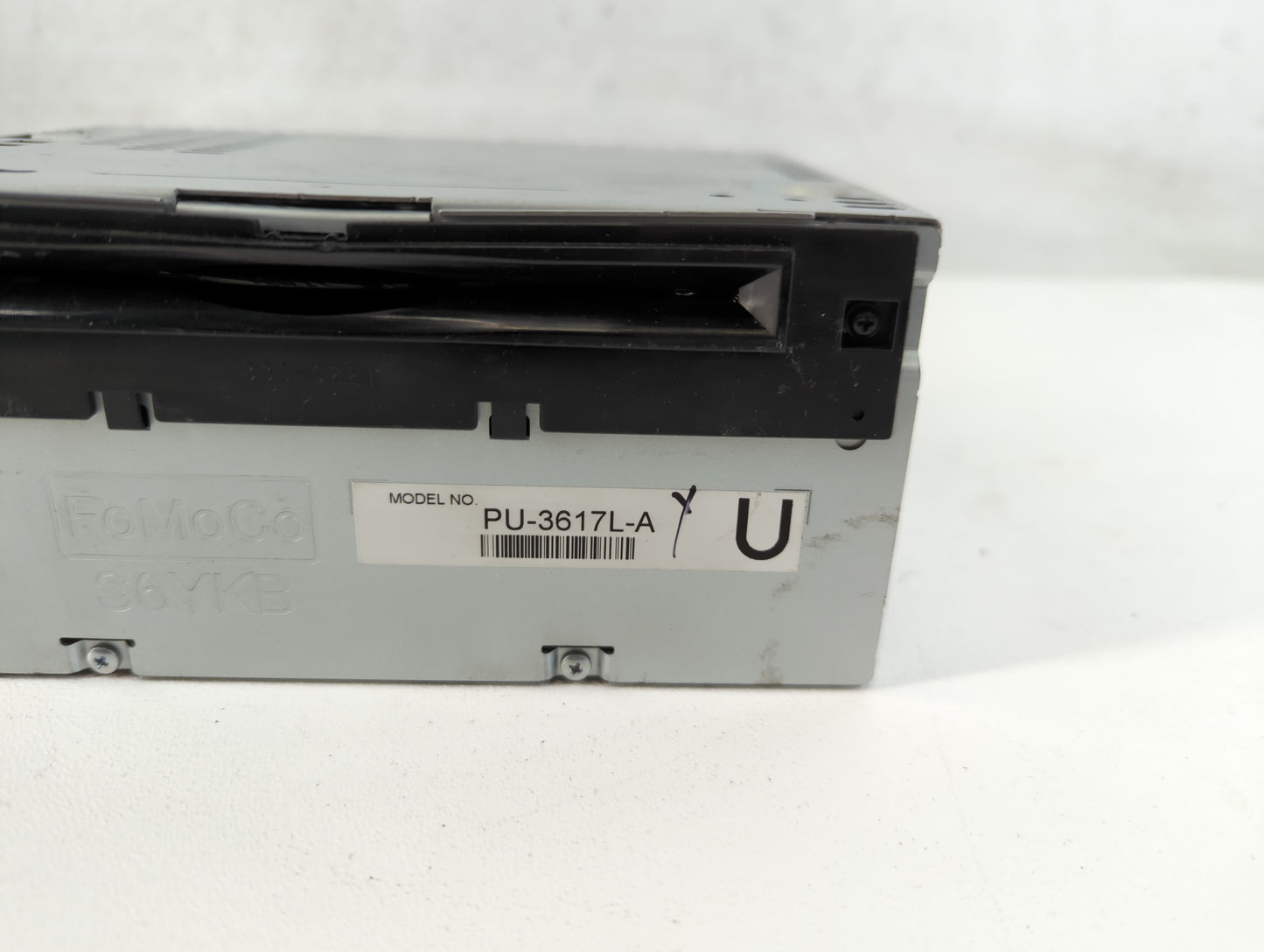2013 Ford Explorer Radio AM FM Cd Player Receiver Replacement P/N:DB5T19C107FD Fits OEM Used Auto Parts - Oemusedautoparts1.com