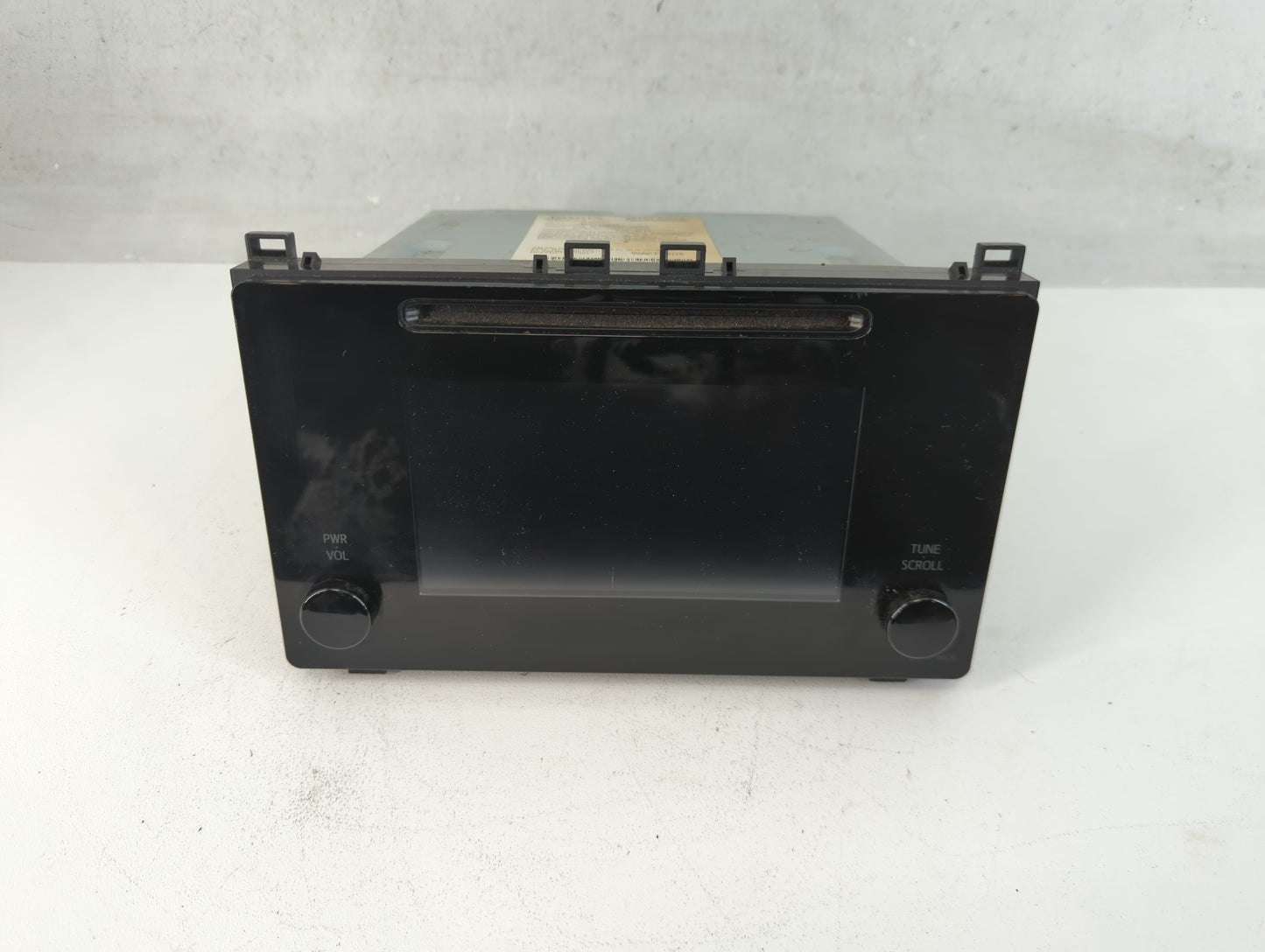 2017-2019 Toyota Corolla Radio AM FM Cd Player Receiver Replacement P/N:86140-02520 Fits Fits 2017 2018 2019 OEM Used Auto Parts - Oemusedautoparts1.com