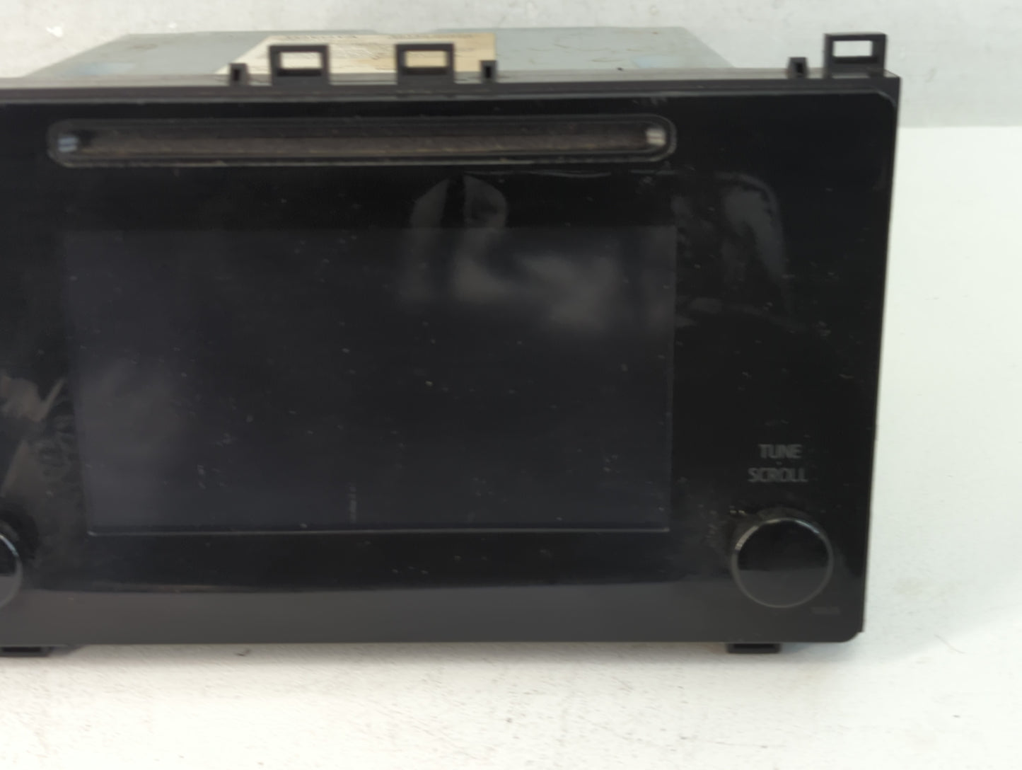 2017-2019 Toyota Corolla Radio AM FM Cd Player Receiver Replacement P/N:86140-02520 Fits Fits 2017 2018 2019 OEM Used Auto Parts - Oemusedautoparts1.com