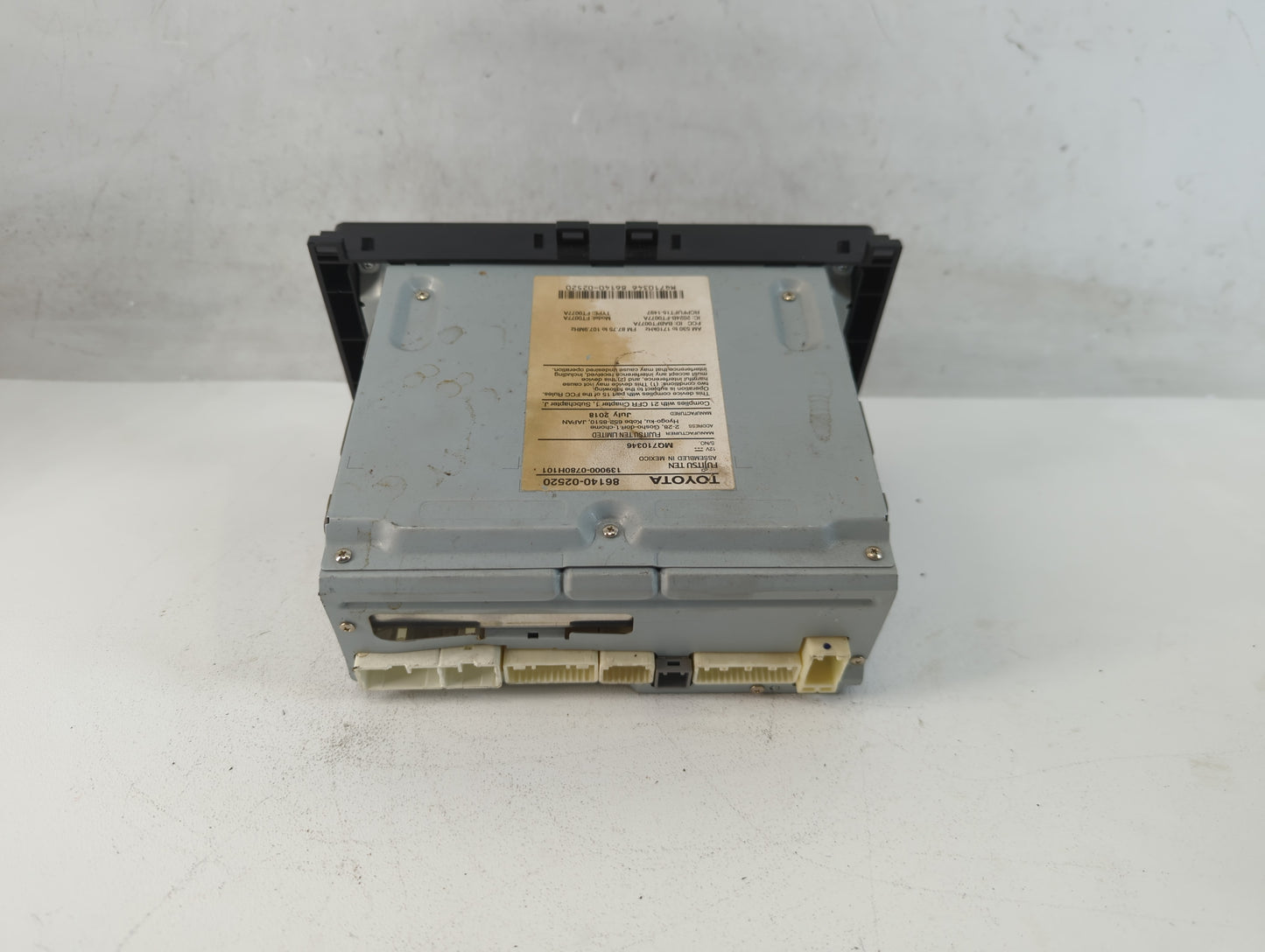 2017-2019 Toyota Corolla Radio AM FM Cd Player Receiver Replacement P/N:86140-02520 Fits Fits 2017 2018 2019 OEM Used Auto Parts - Oemusedautoparts1.com