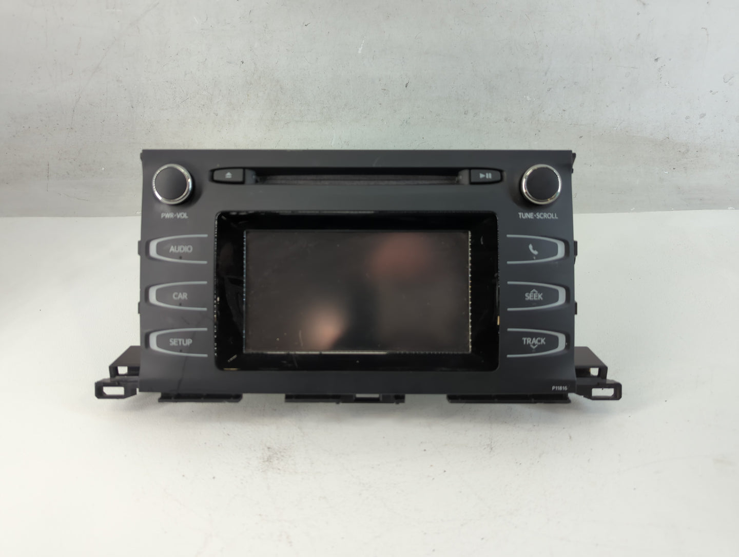2018-2019 Toyota Highlander Radio AM FM Cd Player Receiver Replacement P/N:86140-0E231 Fits Fits 2018 2019 OEM Used Auto Parts - Oemusedautoparts1.com