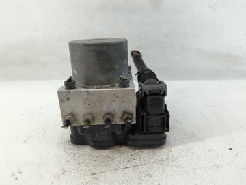 2017-2019 Toyota Highlander ABS Pump Control Module Replacement P/N:44540-0E300 Fits Fits 2017 2018 2019 OEM Used Auto Parts - Oemusedautoparts1.com