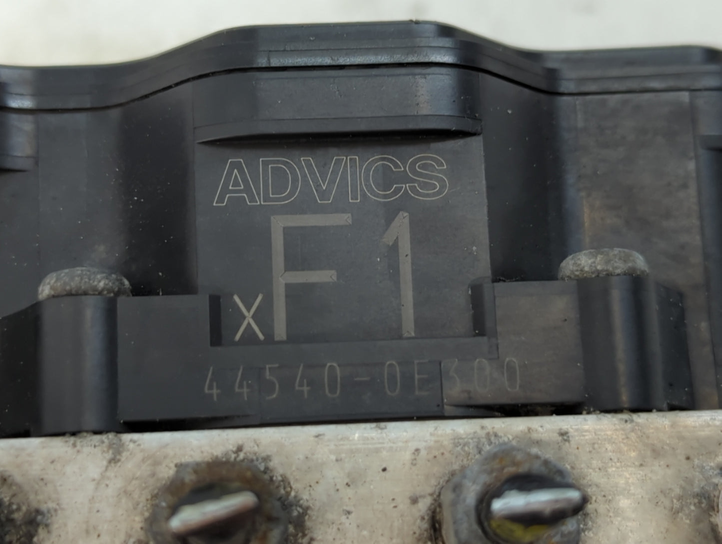 2017-2019 Toyota Highlander ABS Pump Control Module Replacement P/N:44540-0E300 Fits Fits 2017 2018 2019 OEM Used Auto Parts - Oemusedautoparts1.com