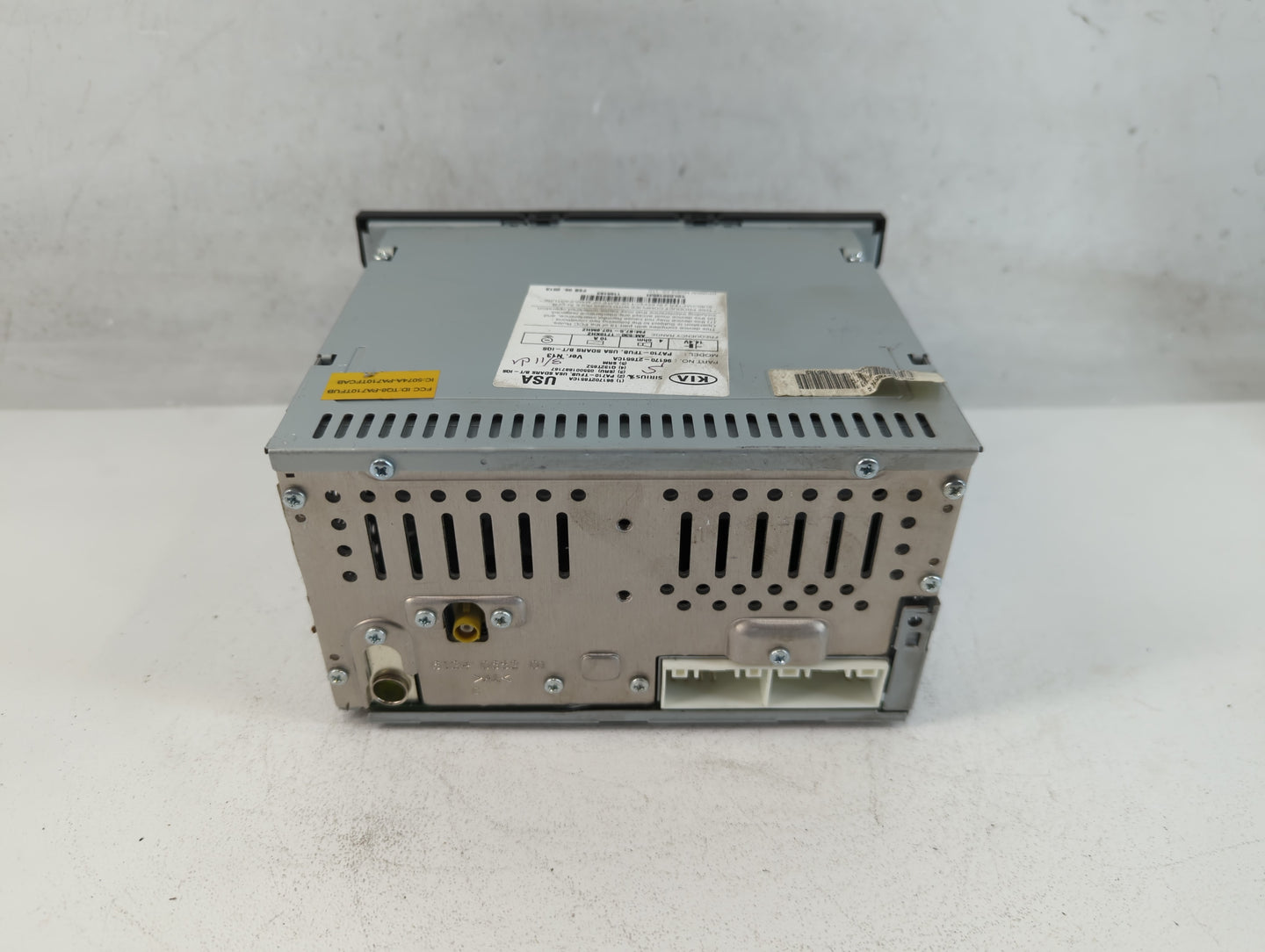 2011-2013 Kia Optima Radio AM FM Cd Player Receiver Replacement P/N:96170-2T651CA Fits Fits 2011 2012 2013 OEM Used Auto Parts - Oemusedautoparts1.com