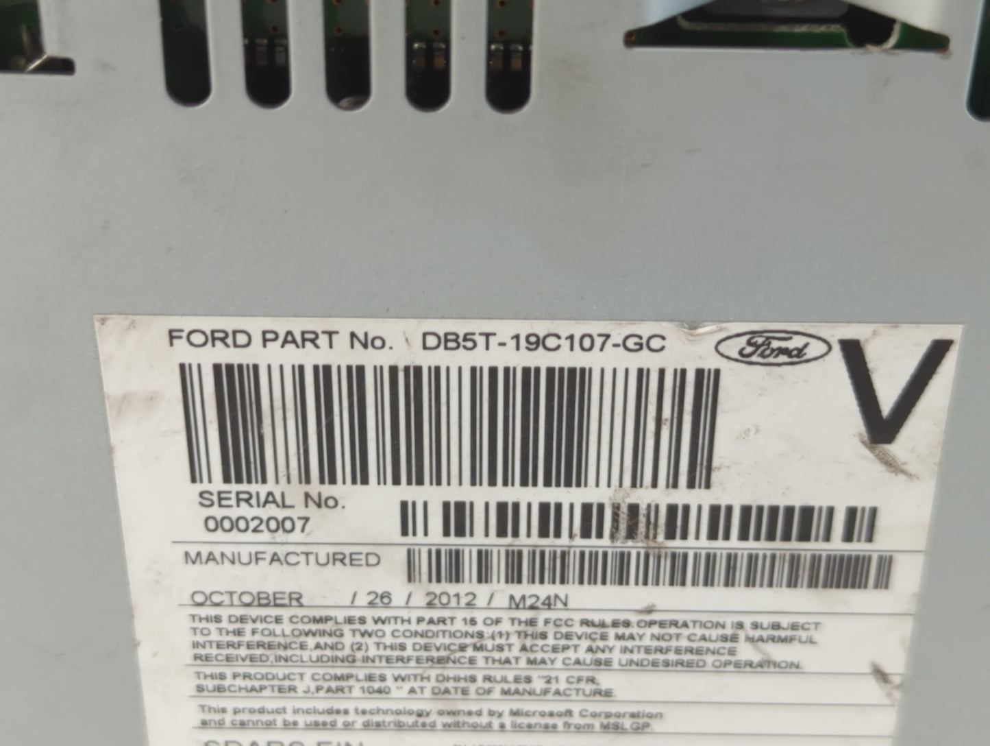 2013 Ford Explorer Radio AM FM Cd Player Receiver Replacement P/N:DB5T-19C107-GC Fits OEM Used Auto Parts - Oemusedautoparts1.com