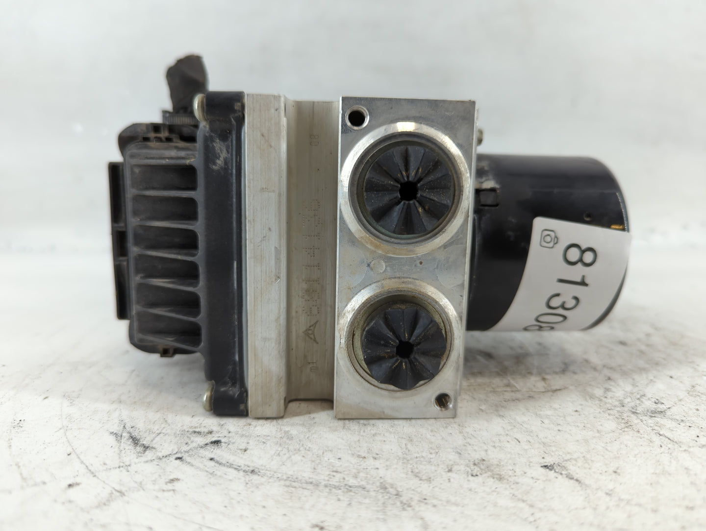 2009-2010 Volkswagen Passat ABS Pump Control Module Replacement P/N:16705905 3C0.614.109.P Fits Fits 2009 2010 OEM Used Auto Parts - Oemusedautoparts1.com