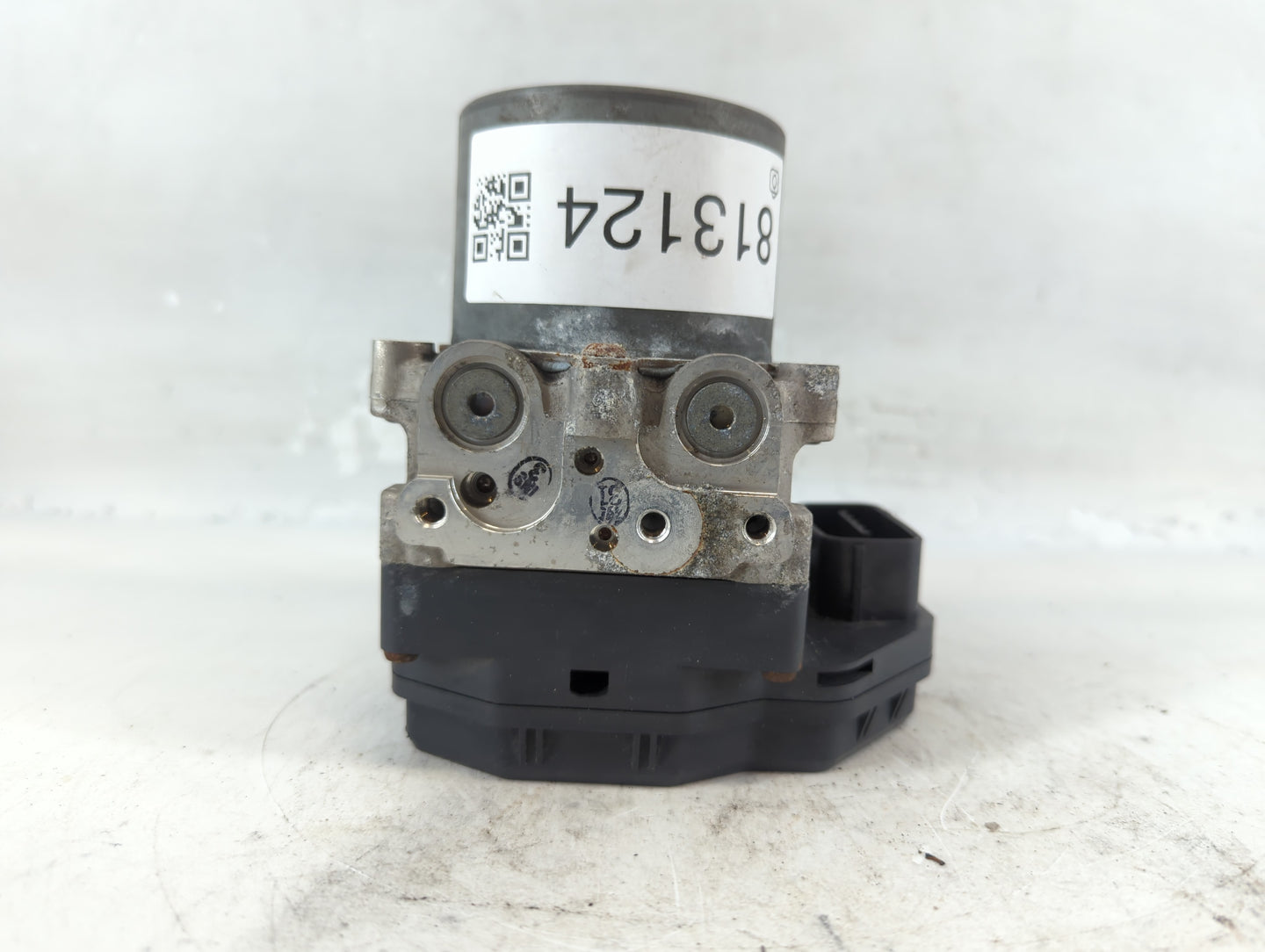 2009 Toyota Matrix ABS Pump Control Module Replacement P/N:44540-02130 Fits OEM Used Auto Parts - Oemusedautoparts1.com