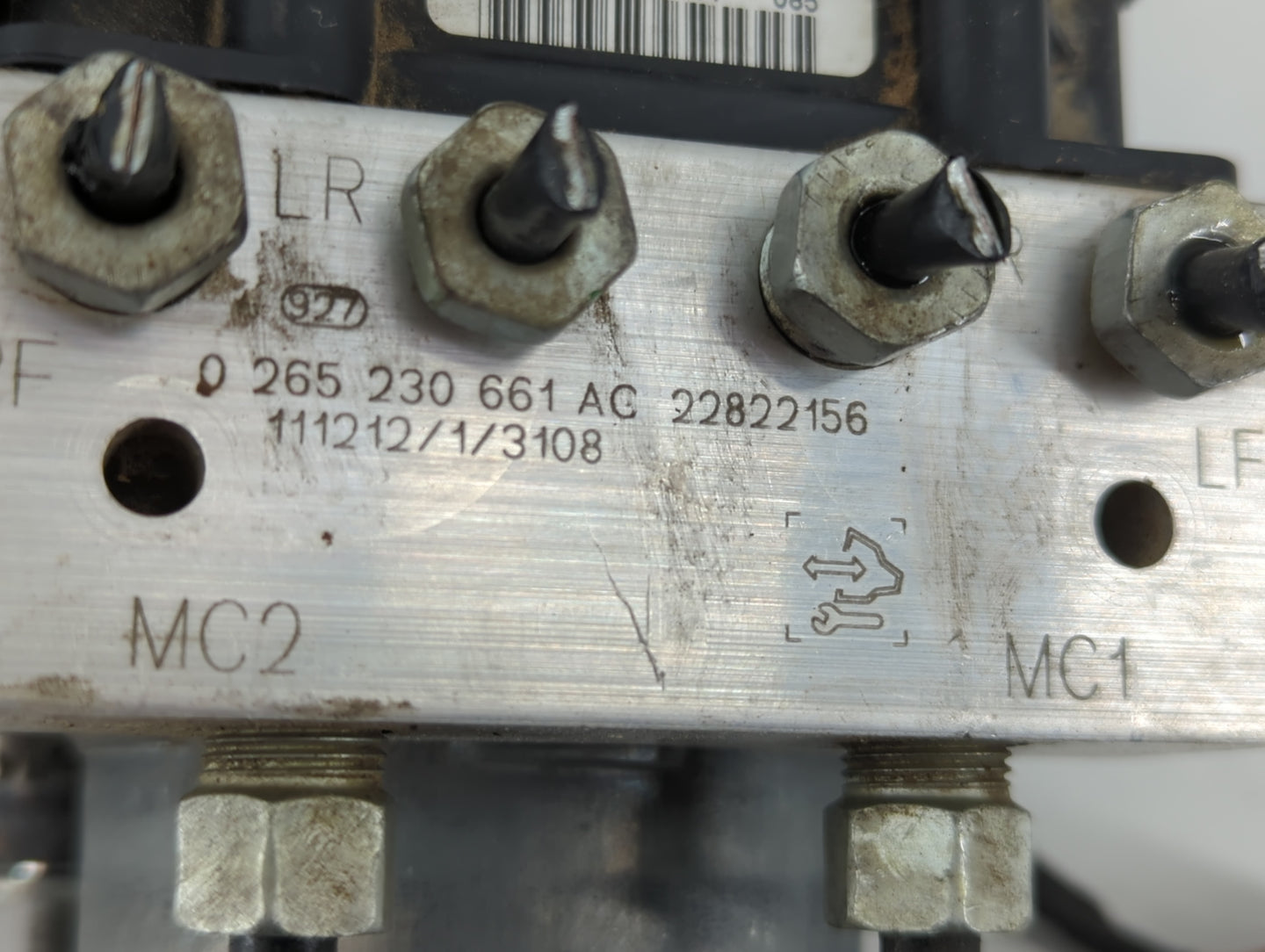 2017 Chevrolet Traverse ABS Pump Control Module Replacement P/N:22822156 Fits Fits 2012 2013 2014 2015 2016 OEM Used Auto Parts - Oemusedautoparts1.com