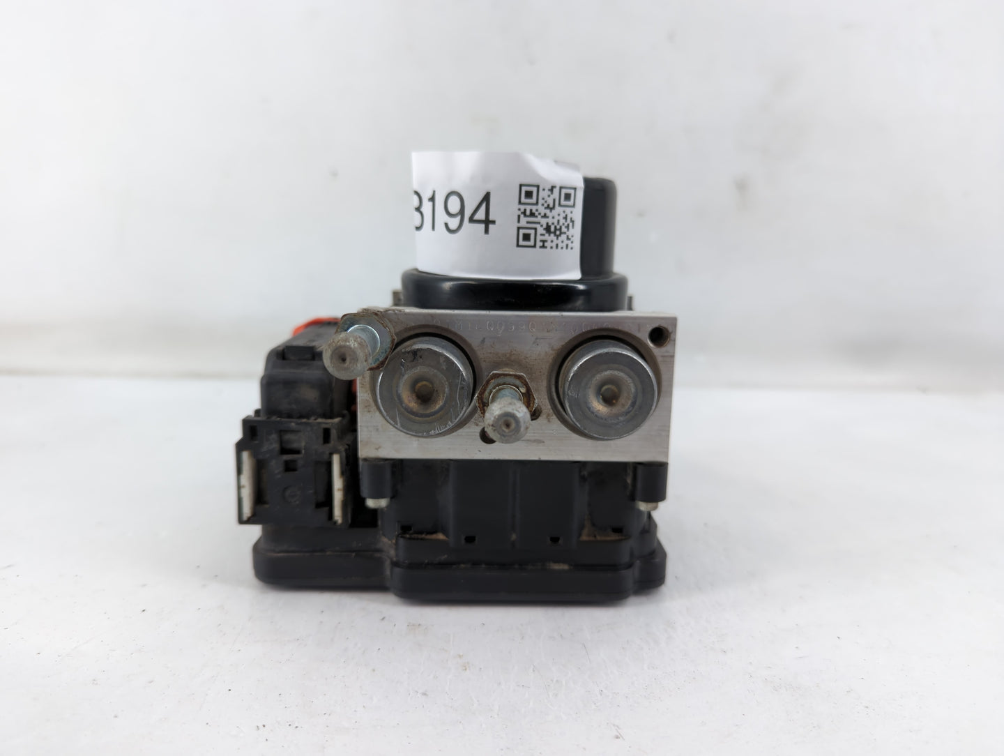 2012-2014 Nissan Murano ABS Pump Control Module Replacement P/N:47660 1V40A Fits Fits 2012 2013 2014 OEM Used Auto Parts - Oemusedautoparts1.com