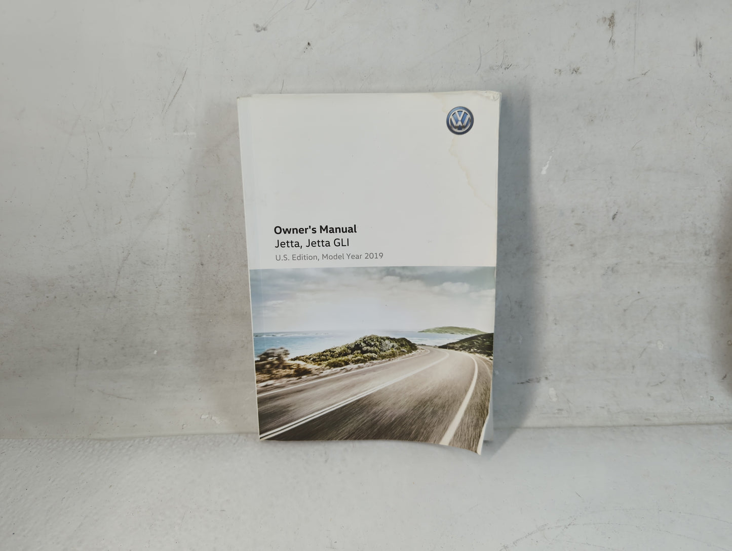 2019 Volkswagen Jetta Owners Manual Book Guide P/N:C219A7ING OEM Used Auto Parts - Oemusedautoparts1.com