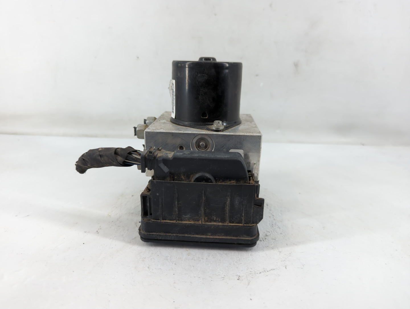 2013-2016 Chevrolet Malibu ABS Pump Control Module Replacement P/N:22863598 Fits Fits 2012 2013 2014 2015 2016 OEM Used Auto Parts - Oemusedautoparts1.com