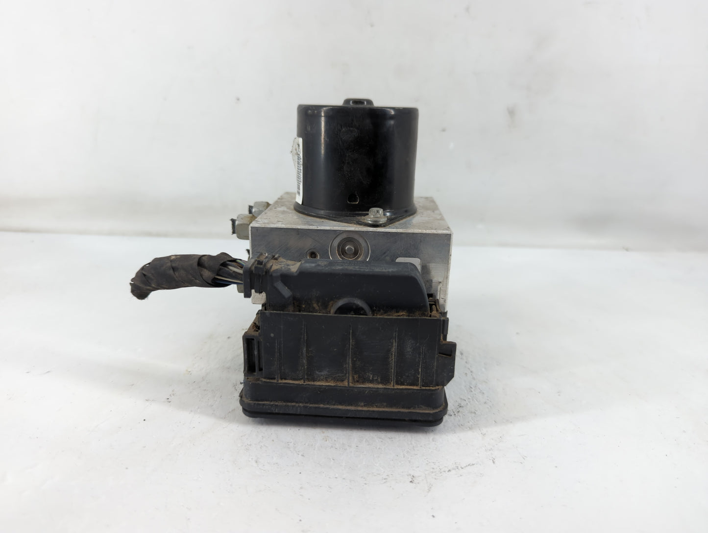 2013-2016 Chevrolet Malibu ABS Pump Control Module Replacement P/N:22863598 Fits Fits 2012 2013 2014 2015 2016 OEM Used Auto Parts - Oemusedautoparts1.com