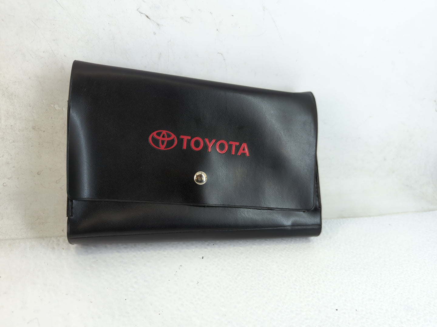 2020 Toyota Corolla Owners Manual Book Guide P/N:01999-12N10 OEM Used Auto Parts - Oemusedautoparts1.com