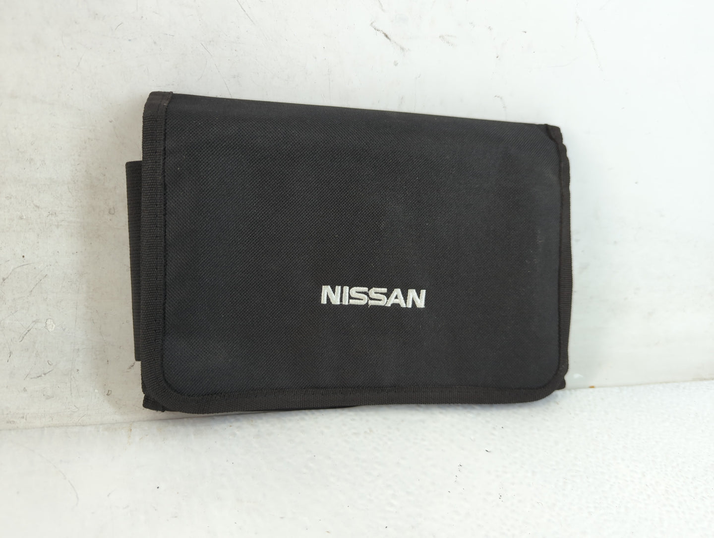 2013 Nissan Rogue Owners Manual Book Guide P/N:T00UM-JM04D OEM Used Auto Parts - Oemusedautoparts1.com