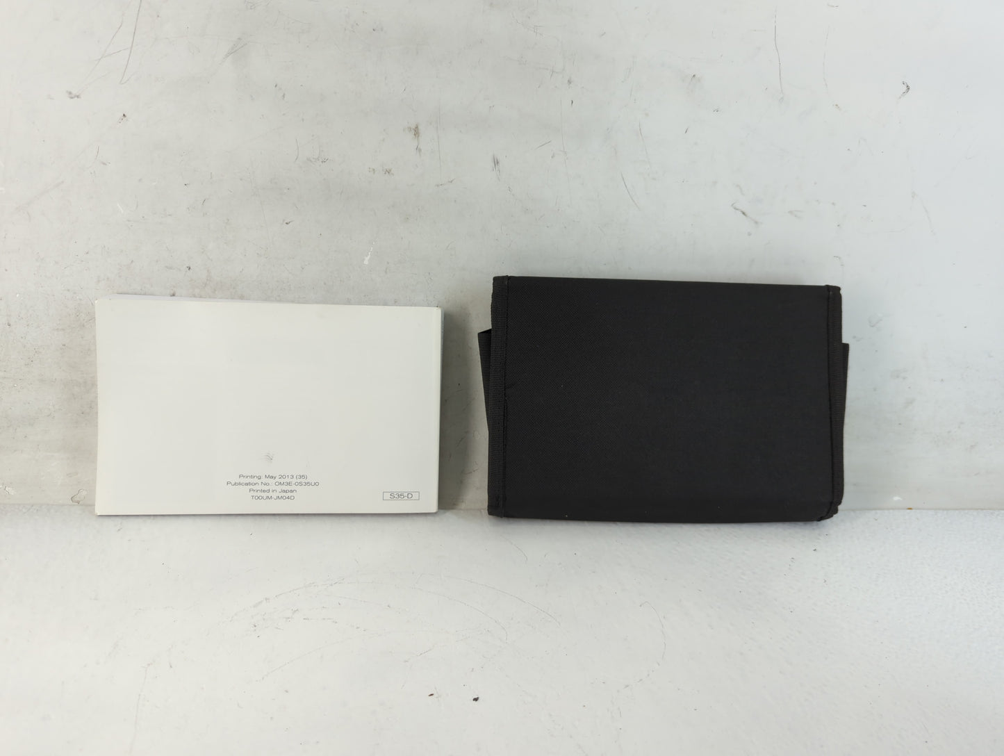 2013 Nissan Rogue Owners Manual Book Guide P/N:T00UM-JM04D OEM Used Auto Parts - Oemusedautoparts1.com