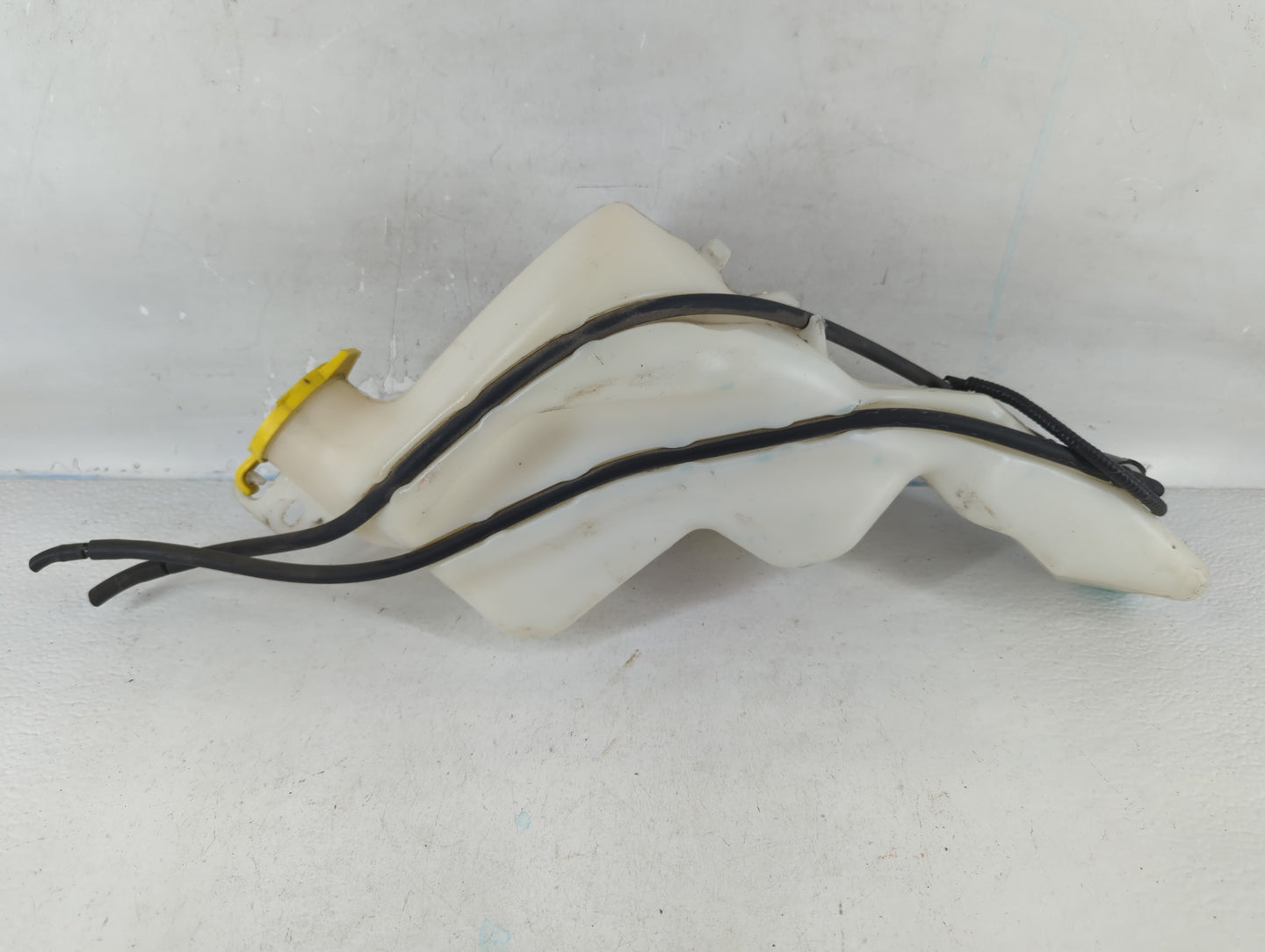 Jeep Compass Windshield Washer Fluid Reservoir Bottle Oem - Oemusedautoparts1.com