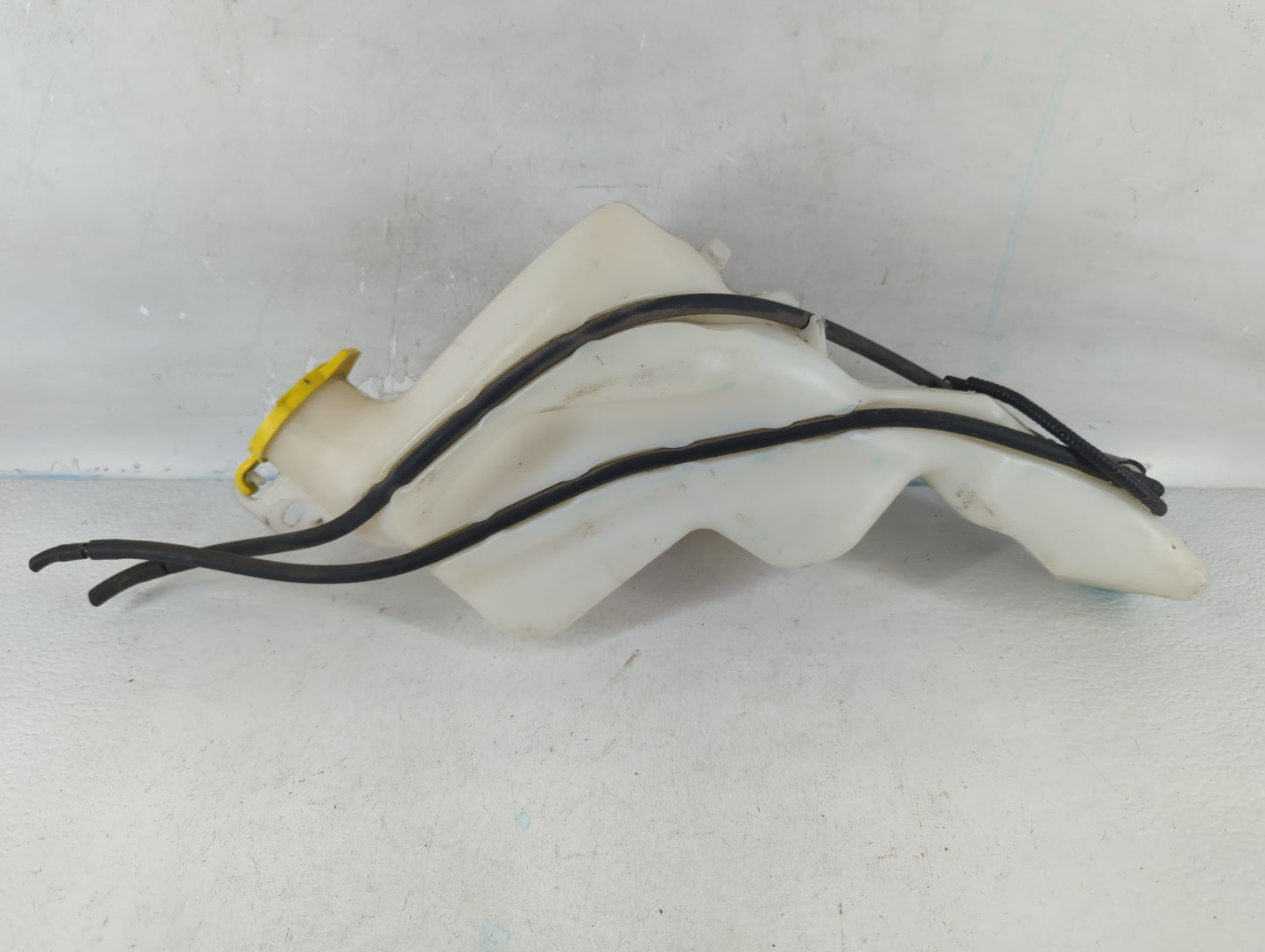 Jeep Compass Windshield Washer Fluid Reservoir Bottle Oem - Oemusedautoparts1.com