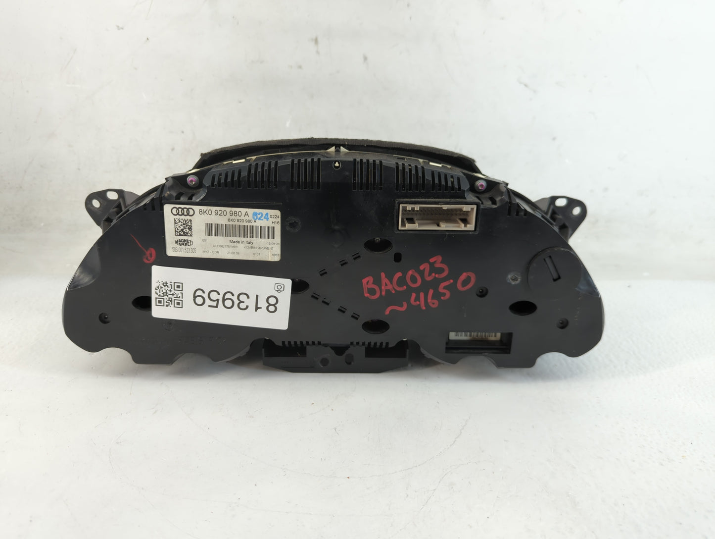 2009 Audi A4 Instrument Cluster Speedometer Gauges P/N:8K0 920 980 A Fits OEM Used Auto Parts - Oemusedautoparts1.com